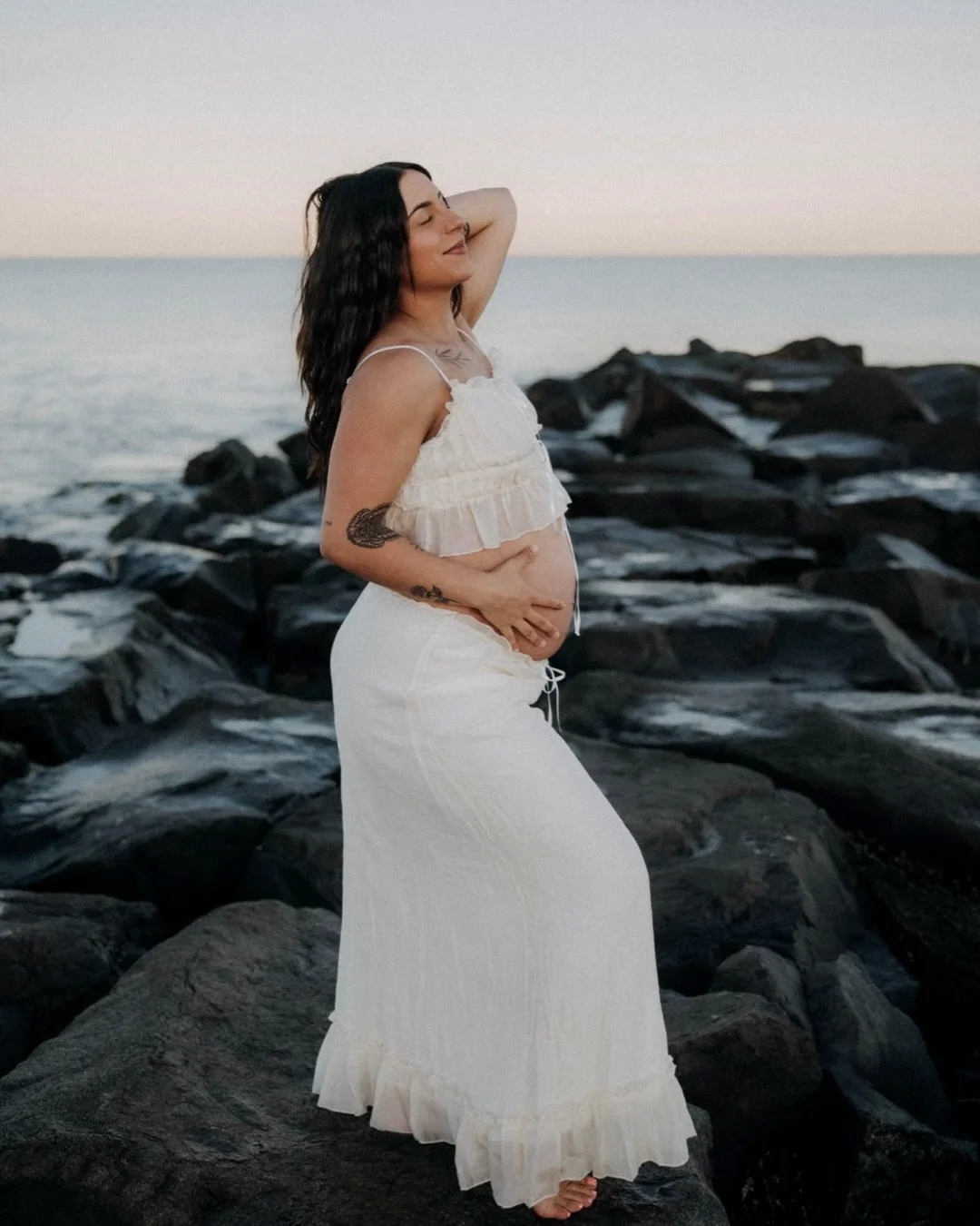 The sweetest season of waiting, with sandy toes + so much love. 🐚☀️🌊

I loved capturing these memories for this beautiful family on the beach in Sea Girt! Check your inbox&hellip; your gallery is being delivered today! 📫✨

#SeaGirtNJ #SeaGirtPhoto