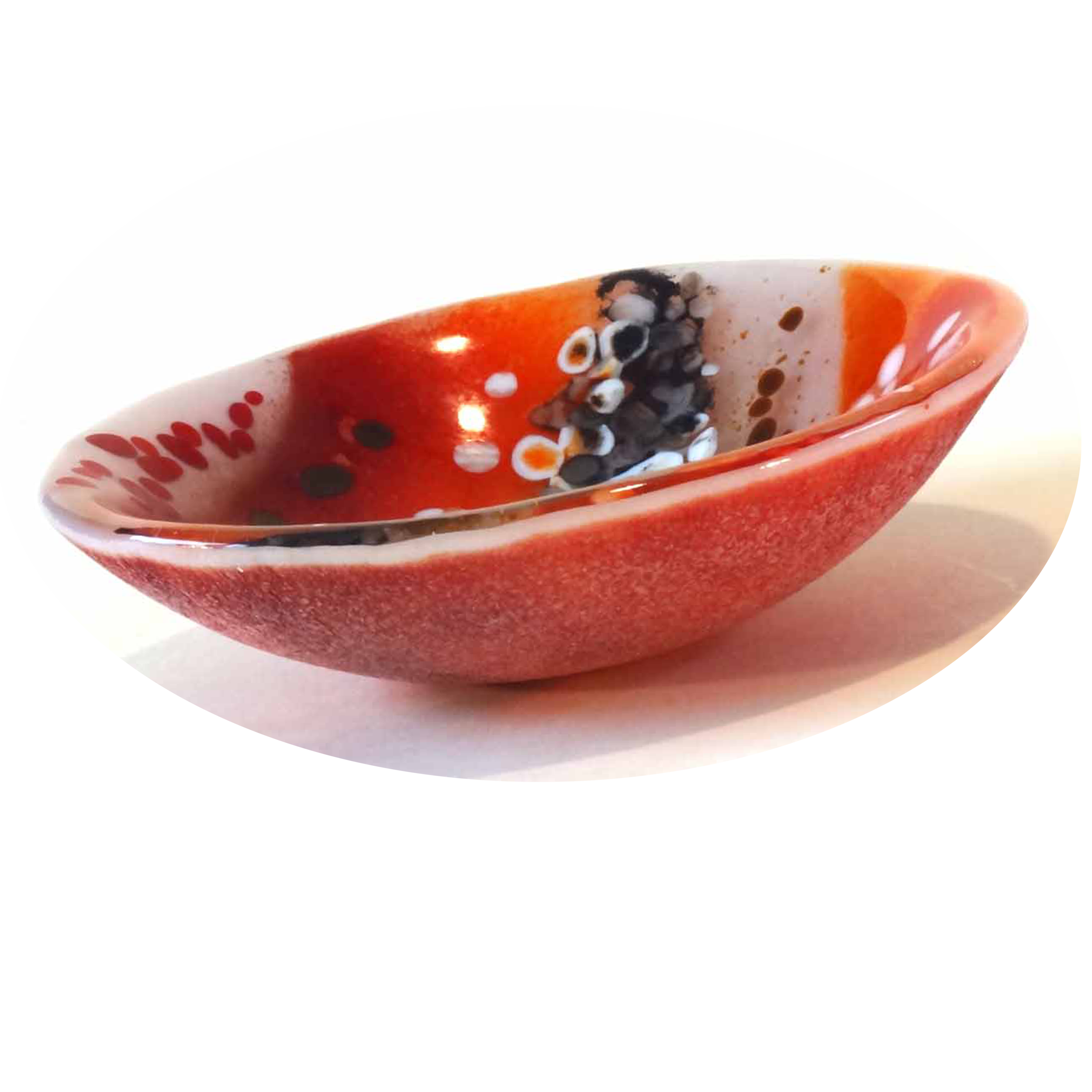 red dish.png