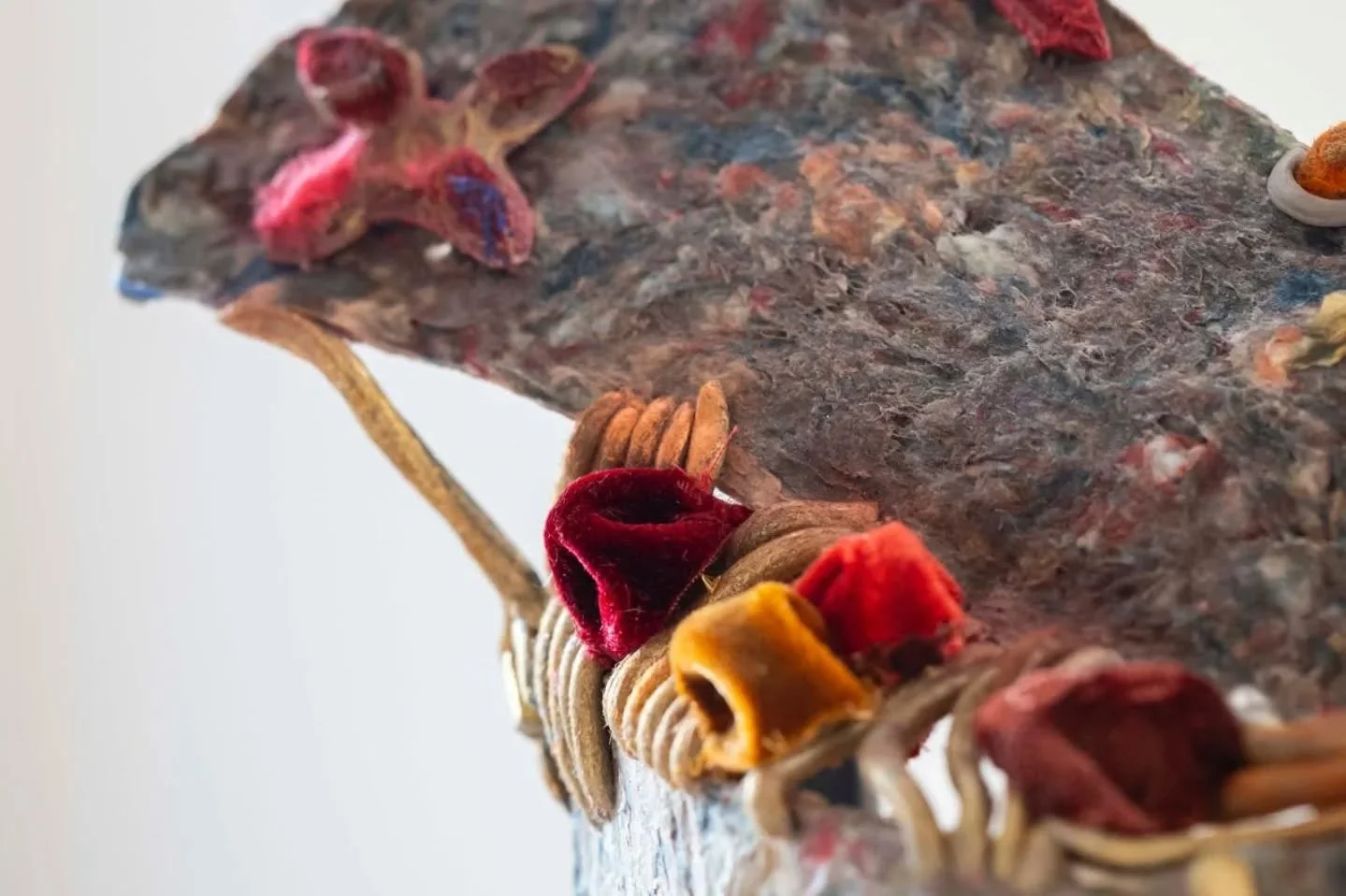 Details of Velvet Armour (Torso) 2025 Made In ed.3, Artissima Fair, Turin, Italy

Photo courtesy:
&copy; Perrottino-Piva-Castellano-Bergadano / Artissima