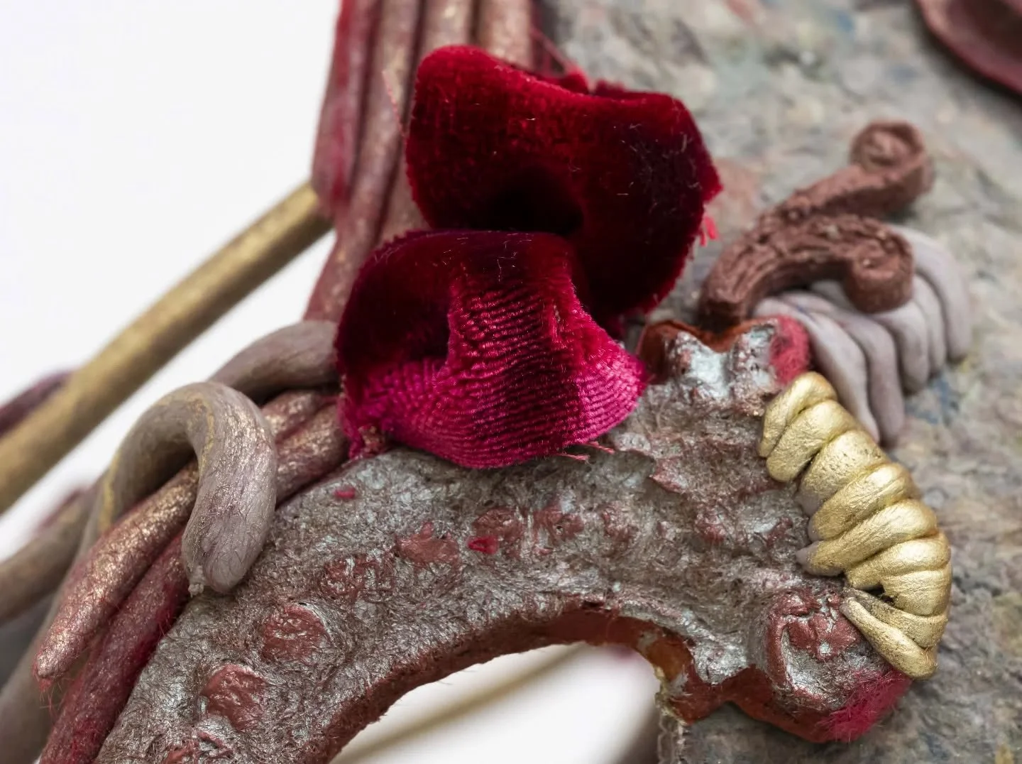 Details of Velvet Armour (Head) 2025 Made In ed.3, Artissima Fair, Turin, Italy

Photo courtesy:
&copy; Perrottino-Piva-Castellano-Bergadano / Artissima