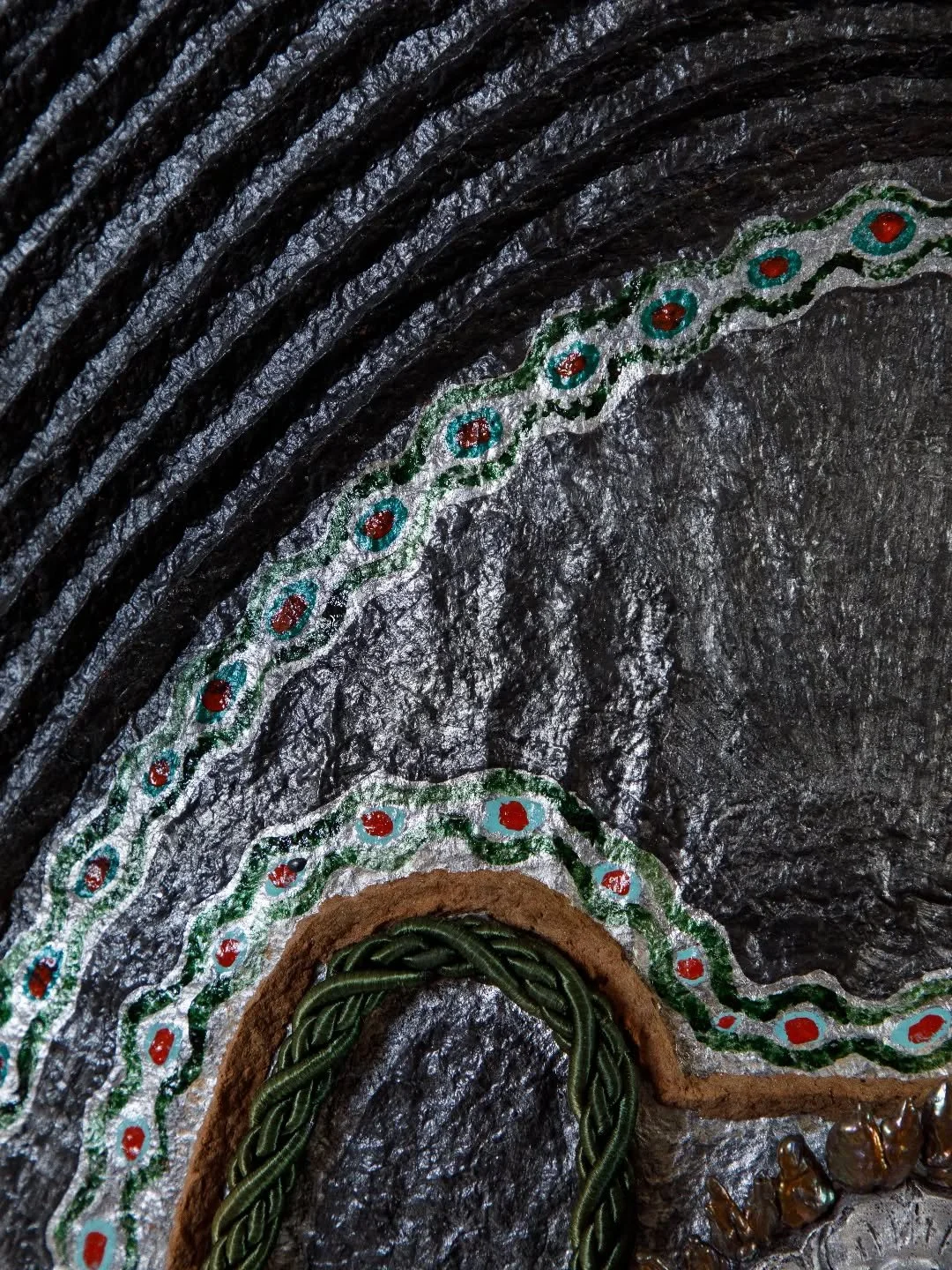 Detail - &quot;Corazza&quot;, 2025 

Paper Pulp, stones, found object, varnish, graphite, textile, lacquer paints, restoration wax.

📸@danilo_donzelli_fotografia