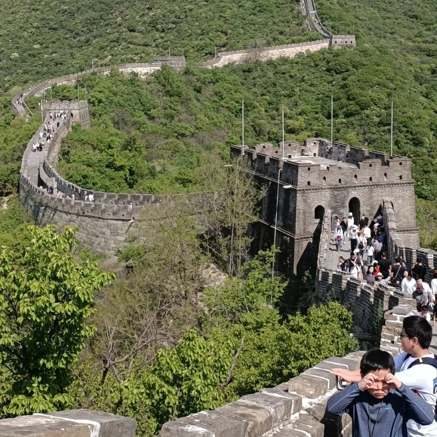 Bucket list: Shredding my knee caps on the way up the Great Wall of China, so worth it ⛰️🥾 I feel like that kid on the bottom right 💞