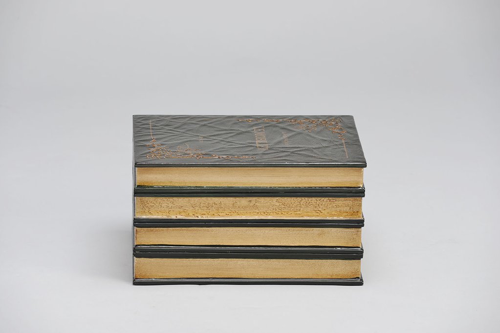 Oxford_Memory_Closed_Front_Shopify_1024x1024.jpeg