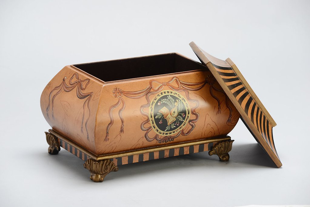 Salzburg_Memory_Life_Chest_Shopify_1024x1024.jpeg