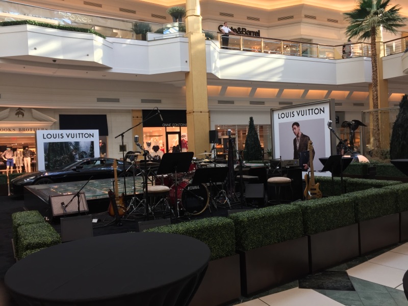 Casino Games at The Life Chest™ and Louis Vuitton Event in Somerset Mall