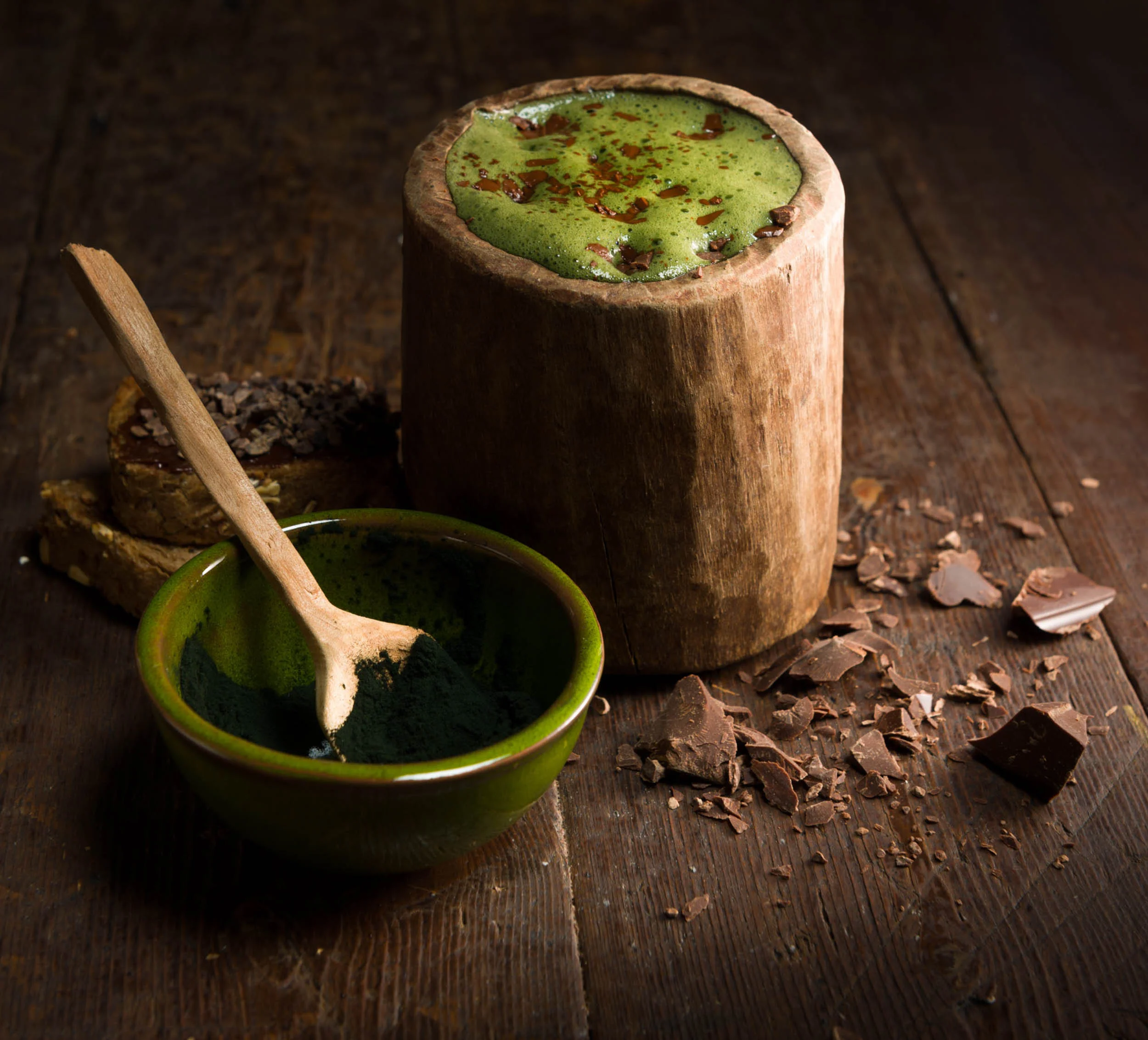 Chocolate drink with spirulina // created by Peter Hernou for Callebaut // photography: Maarten Stappaerts for Fotostudio Uyttebroeck - Verschueren // client: Callebaut