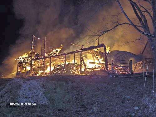 Acworth Barn Fire-0092_2986601224_o.jpg