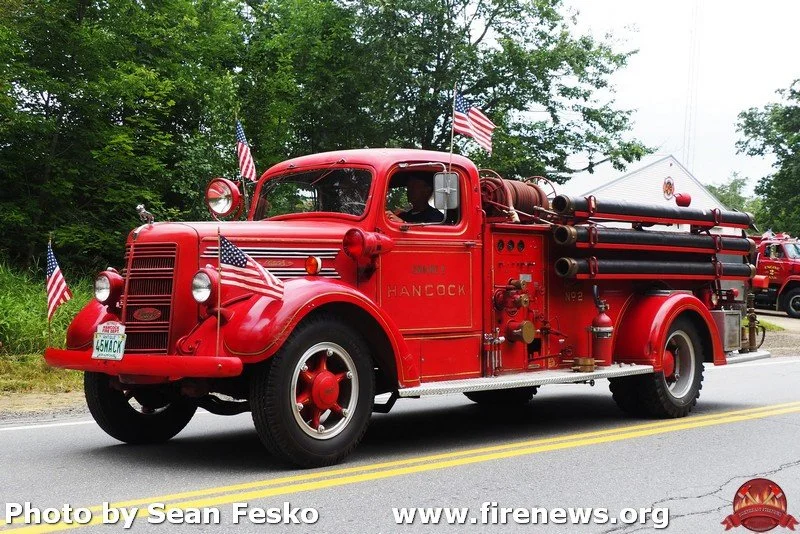 14E2 - 1945 Mack - Retired