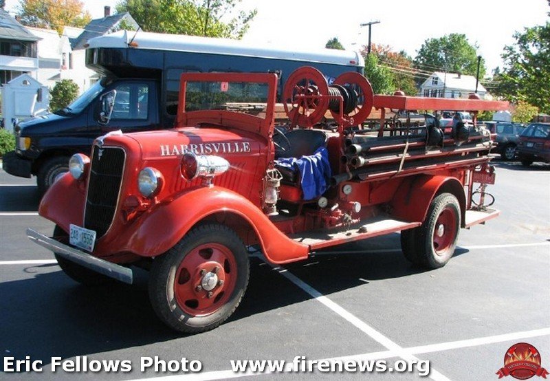 15E - 1935 Ford/Maxim pumper - Retired