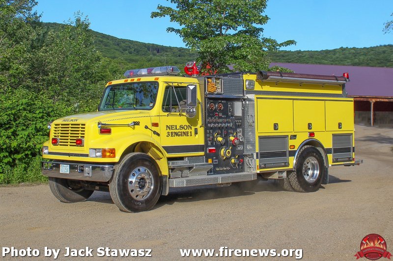 03E1 - 2001 International 4900/New Lexington