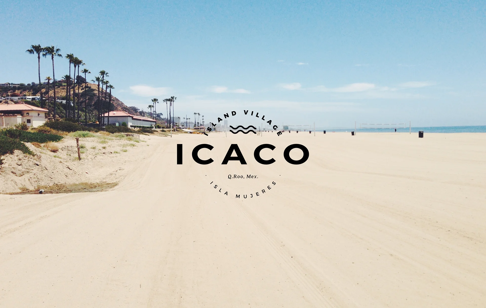 Icaco Island Village is a boutique hotel located in Isla Mujeres, Mexico. It is characterized by the vanguard and minimalist details, as well as the environment and personal service.