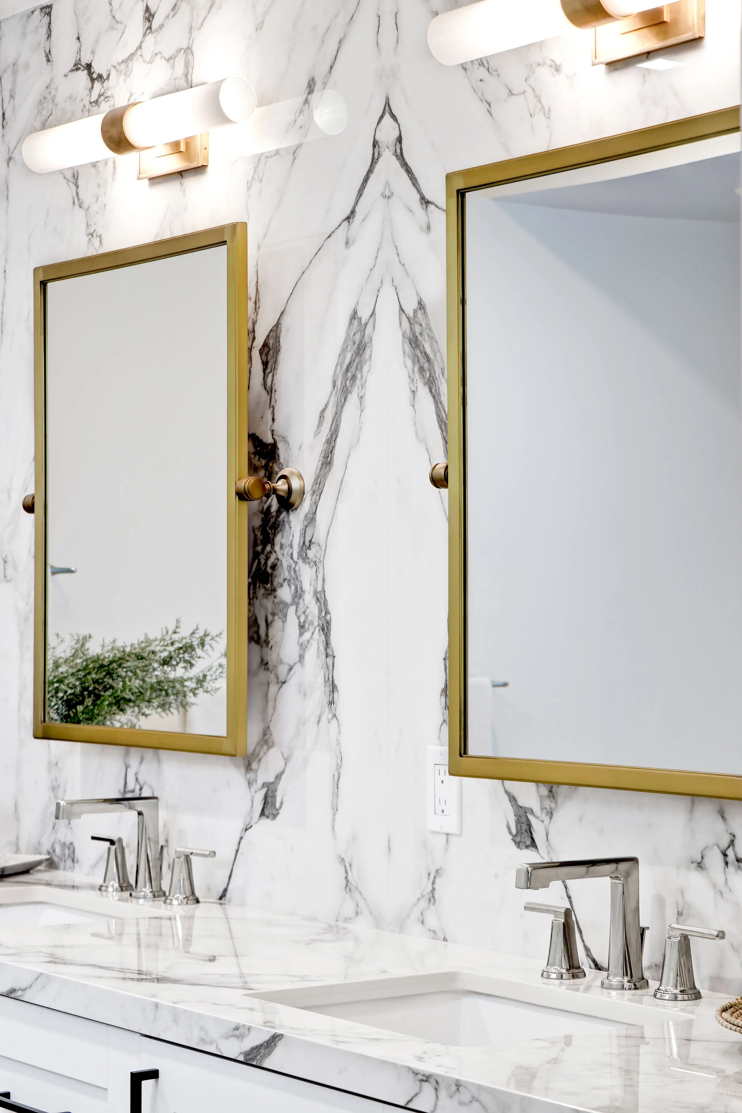 YES TO THIS BATHROOM.jpeg