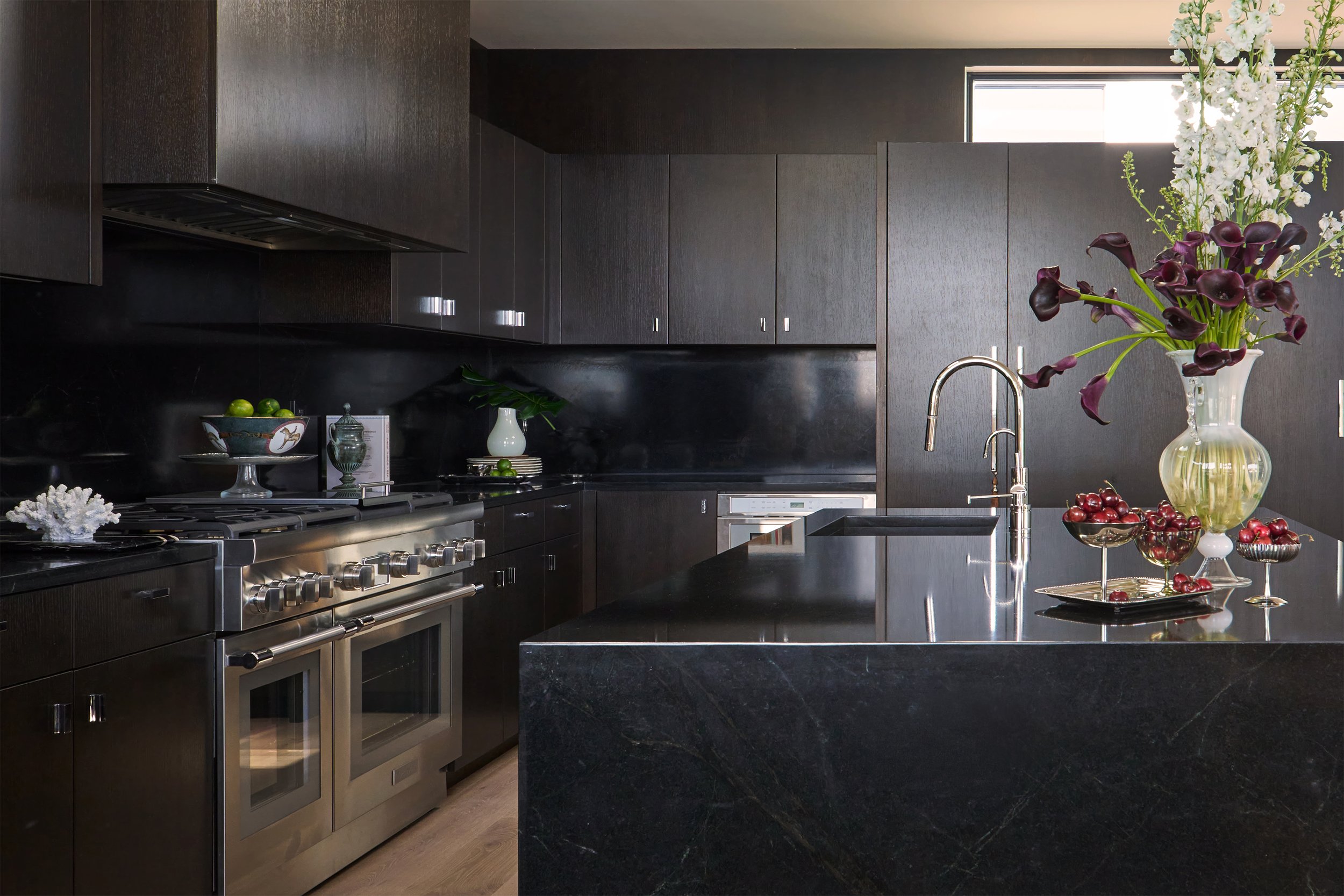 KITCHEN HORIZONTAL.jpg