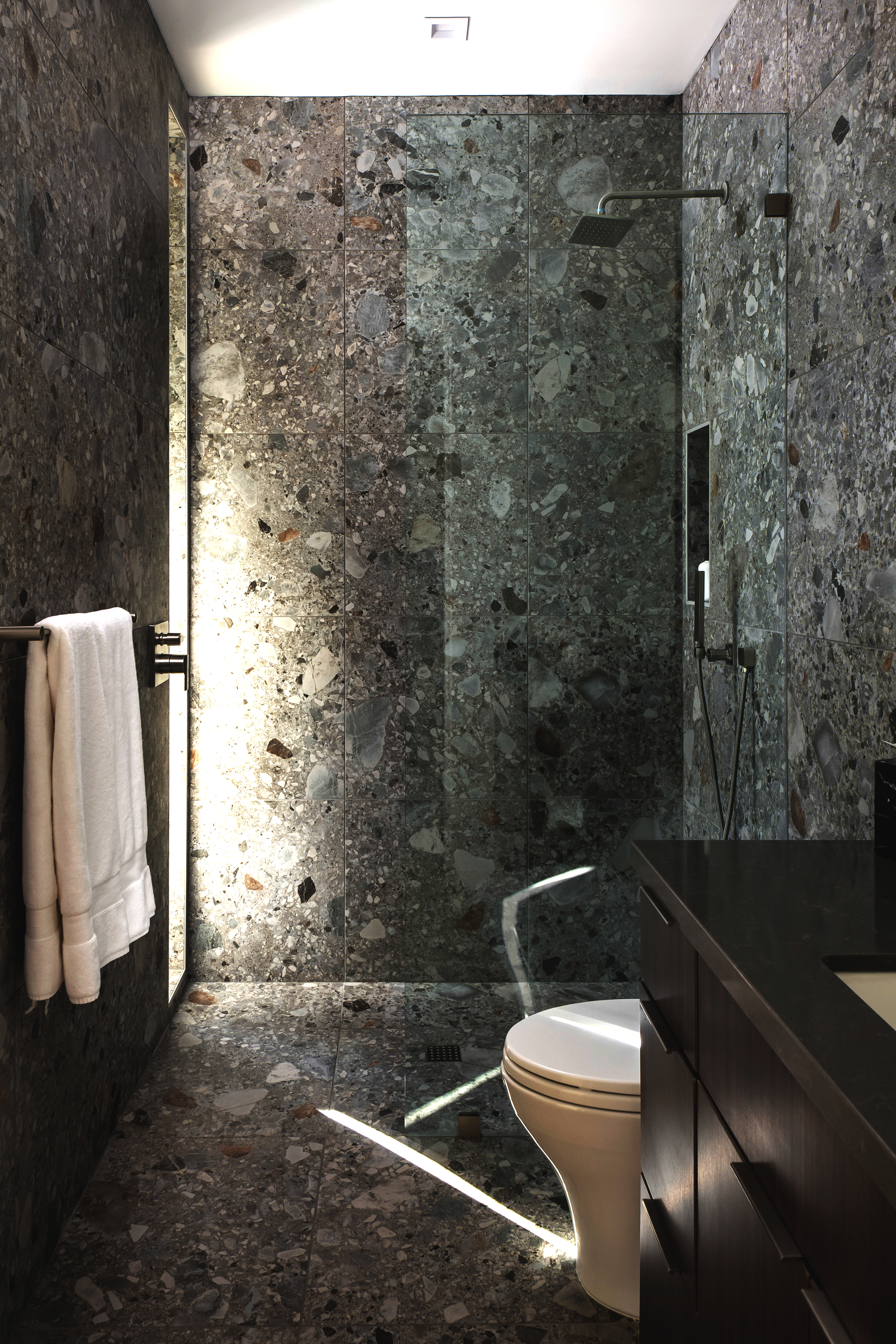 Elemento49-9-8 copy.png