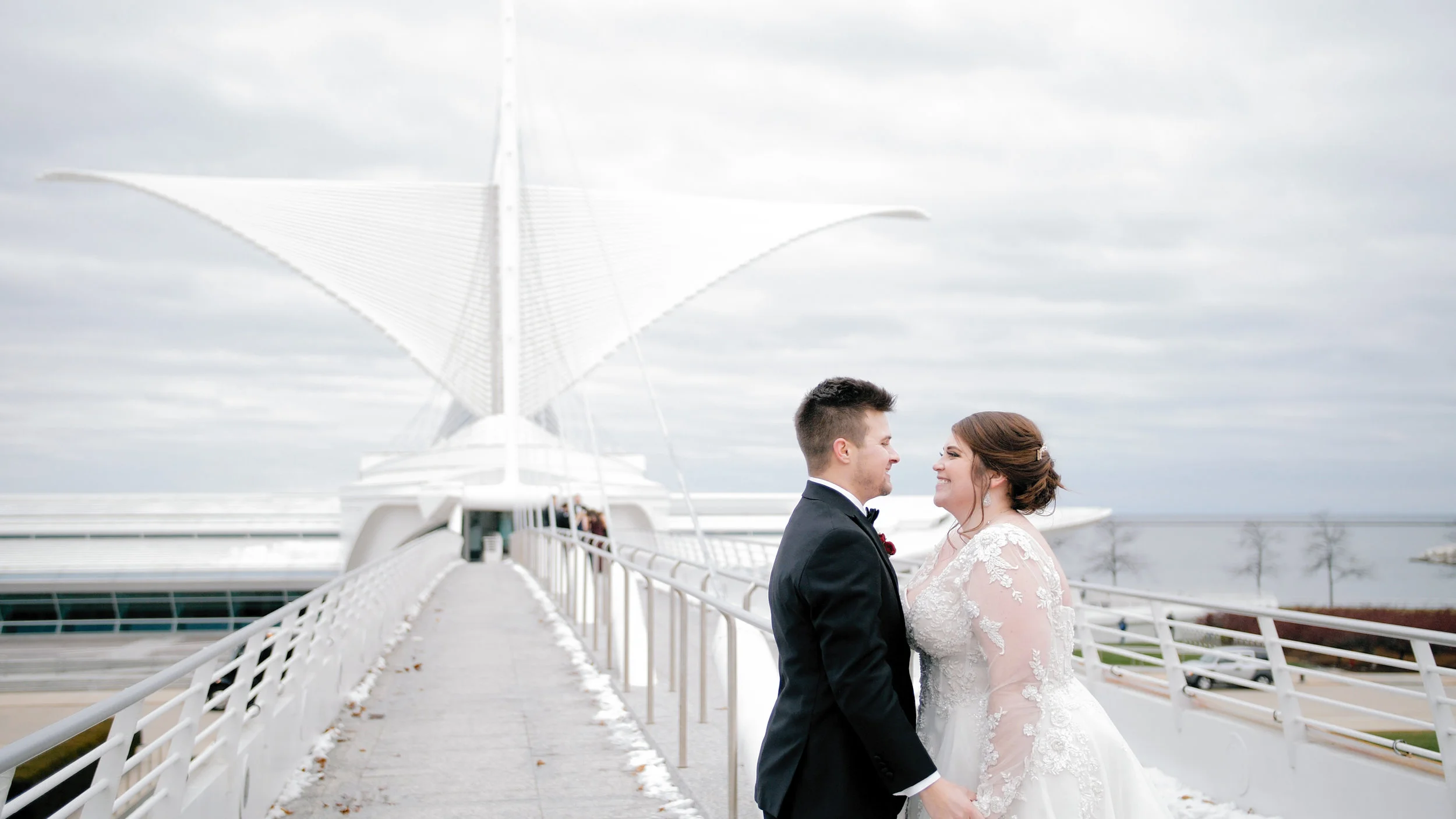 Winter Wedding at the Milwaukee Art Museum