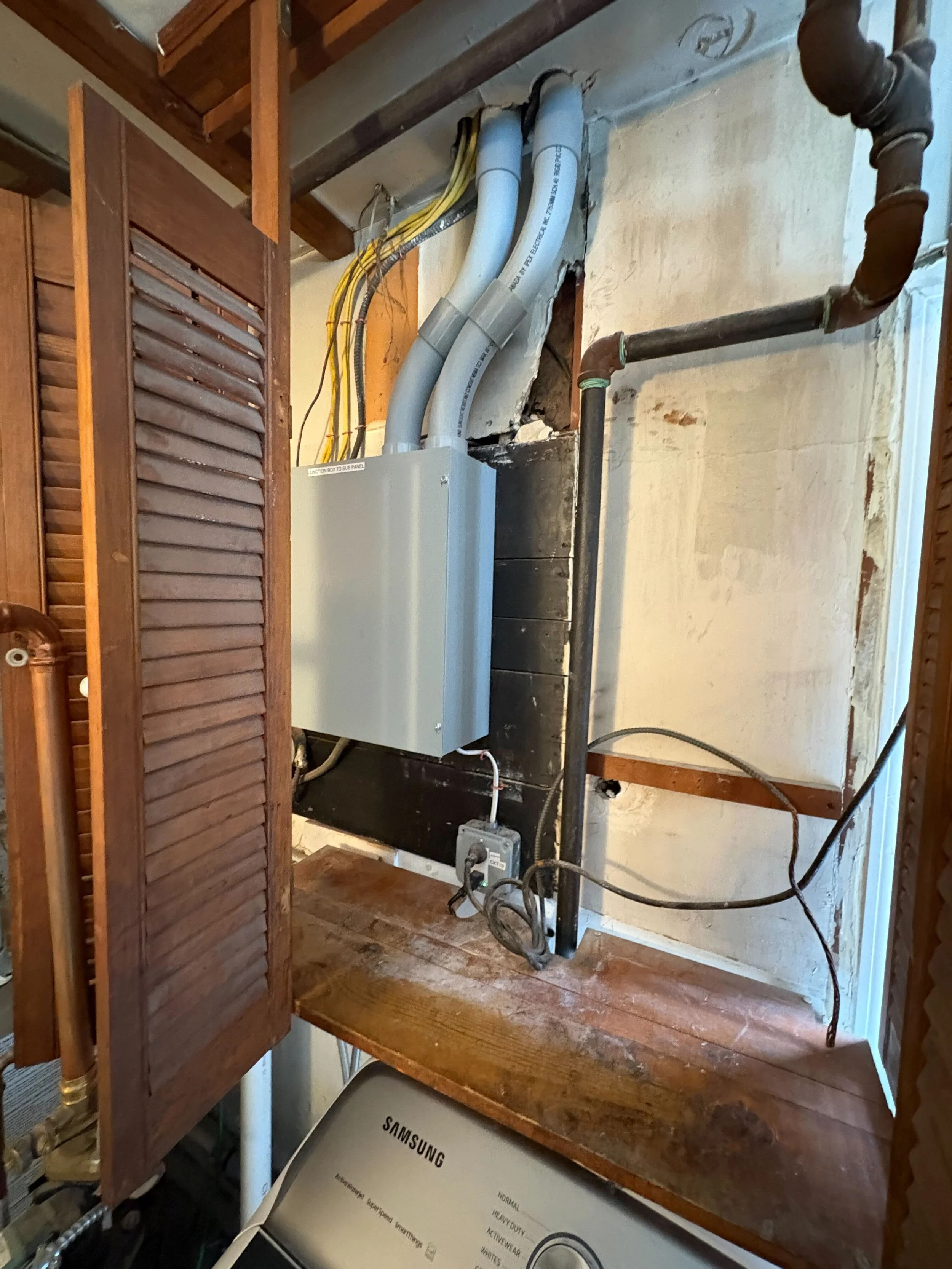 Junction box to be able to extend circuits