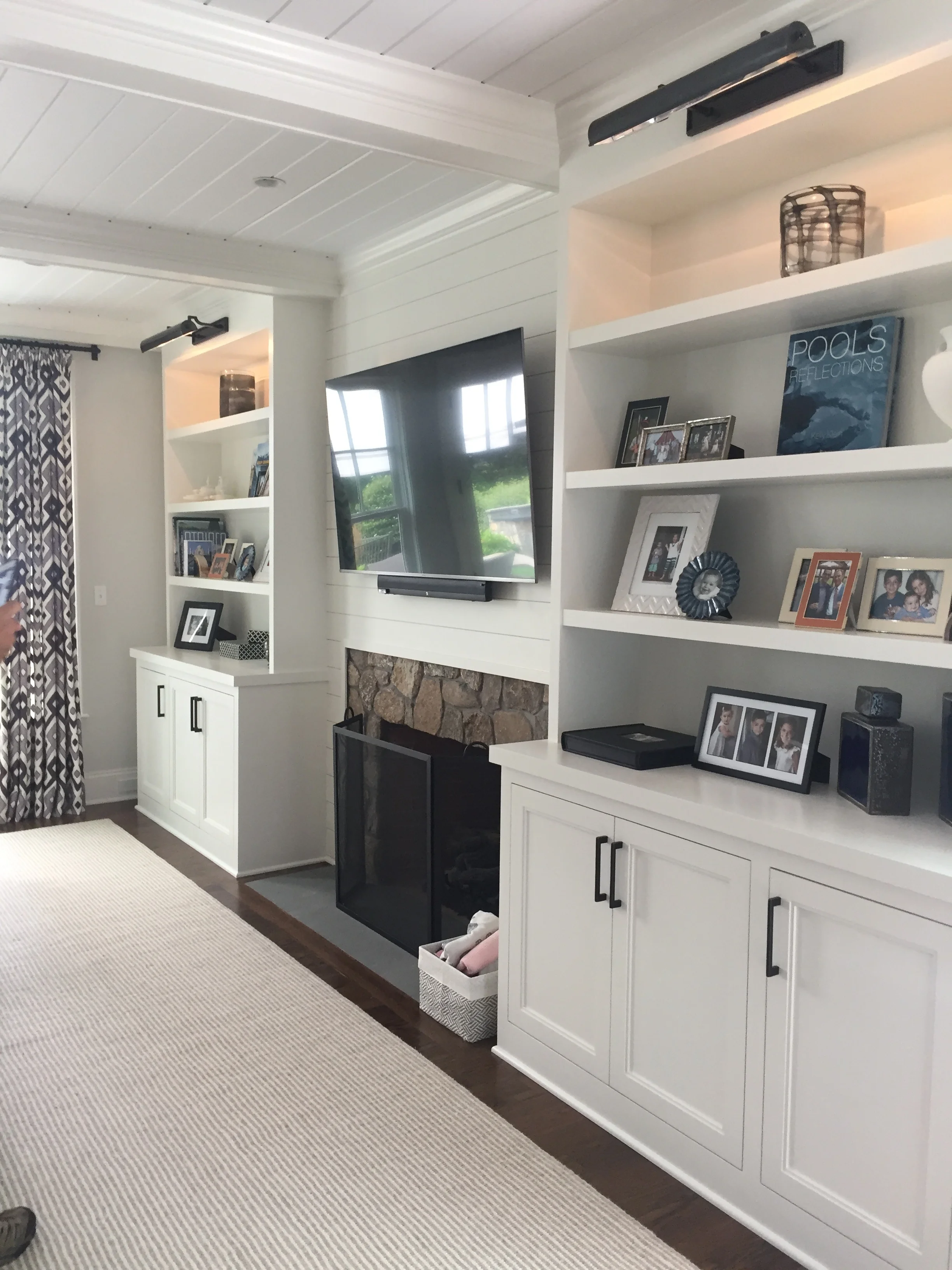 Custom Bookshelf Lighting