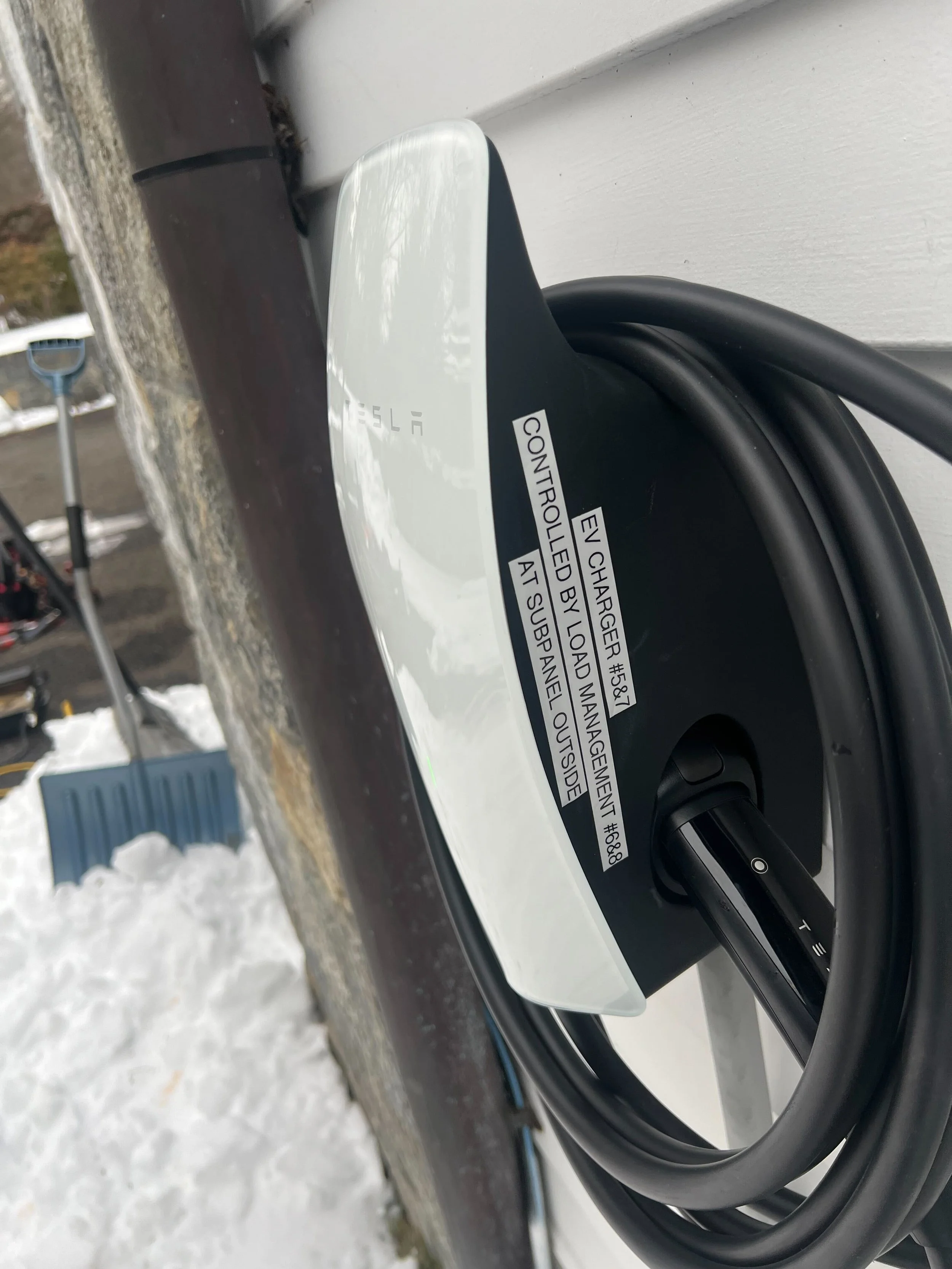 Tesla Wall Connector