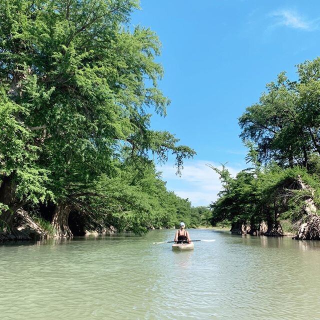 Social distancing, kayak style 🚣&zwj;♂️