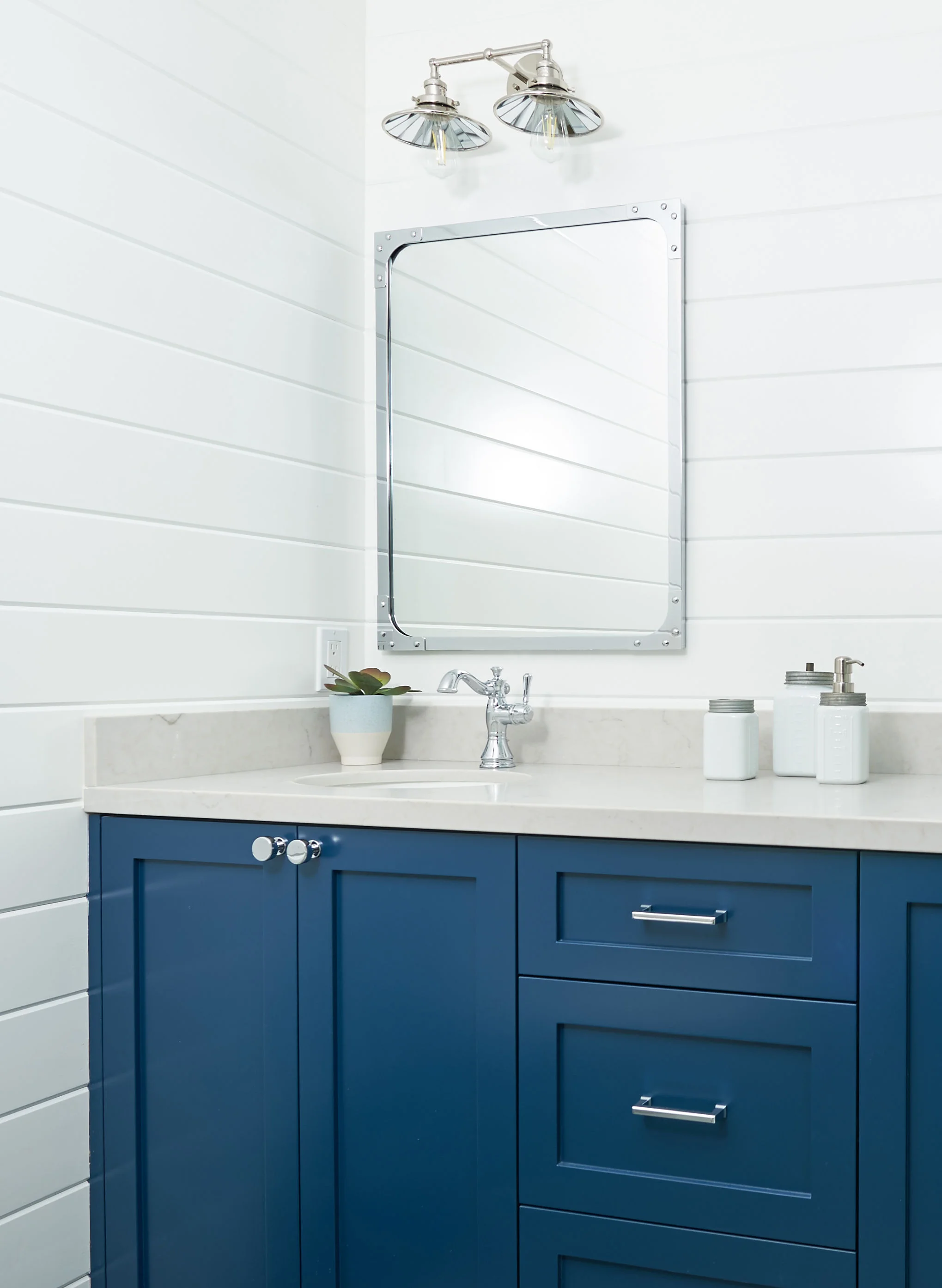 MontereyFirstFloorBath.jpg