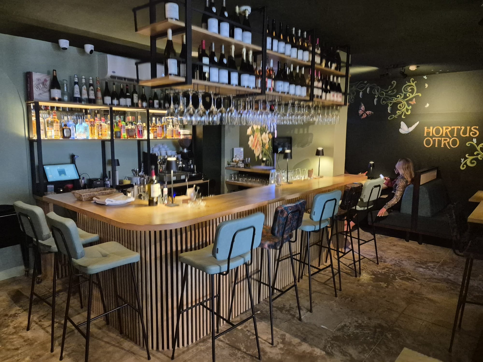 Otro Bar Restaurant.jpeg