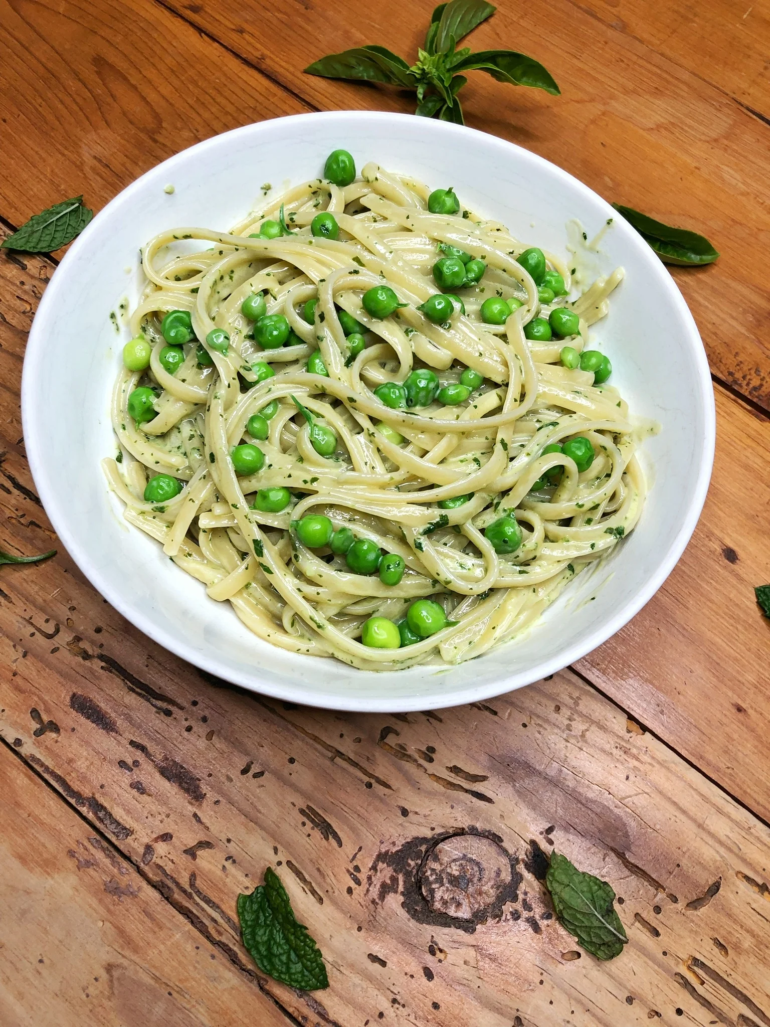 Creamy Basil &amp; Mint Pesto Linguini 
