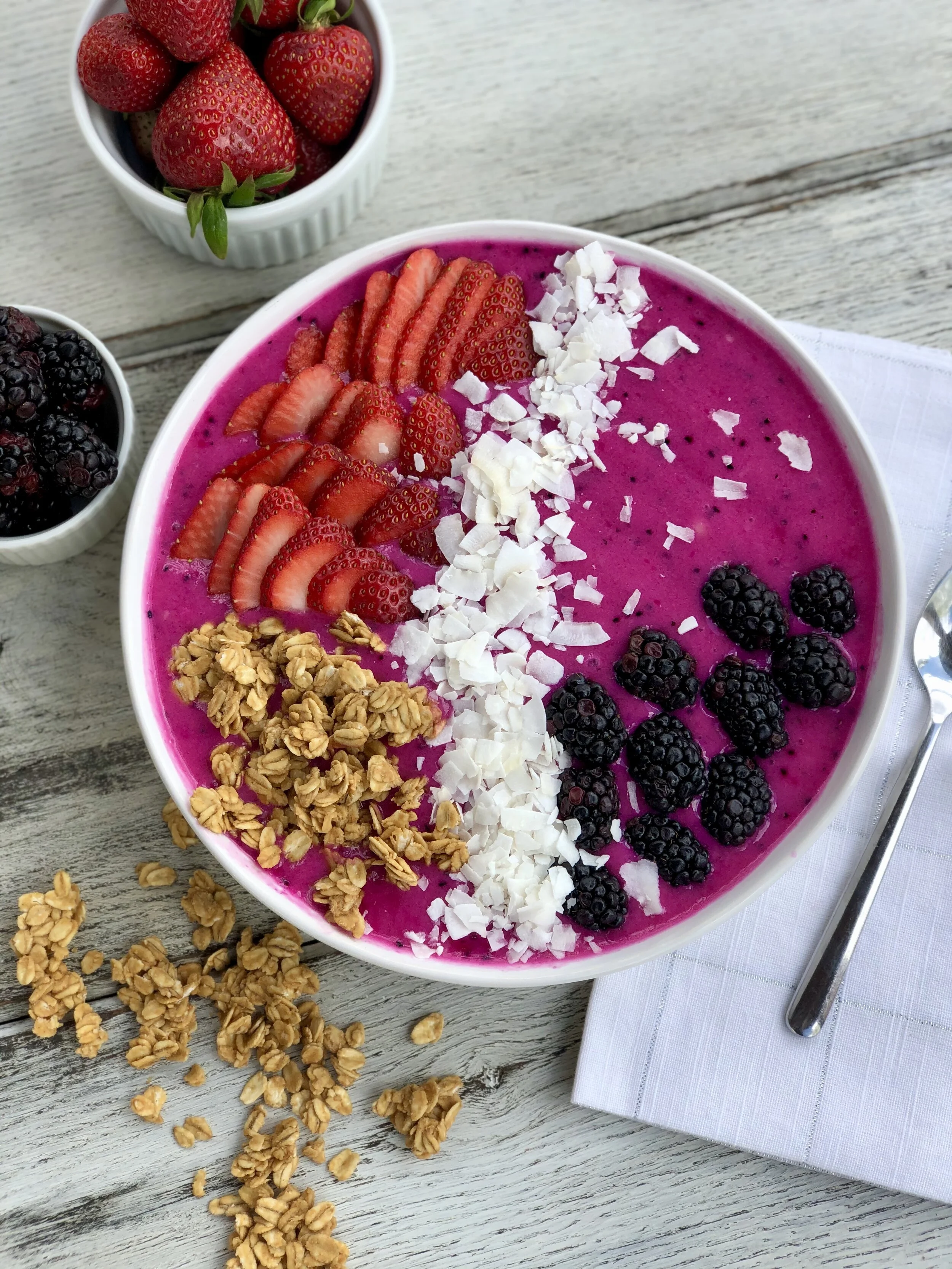 Pitaya Bowl with Peanut Butter Granola
