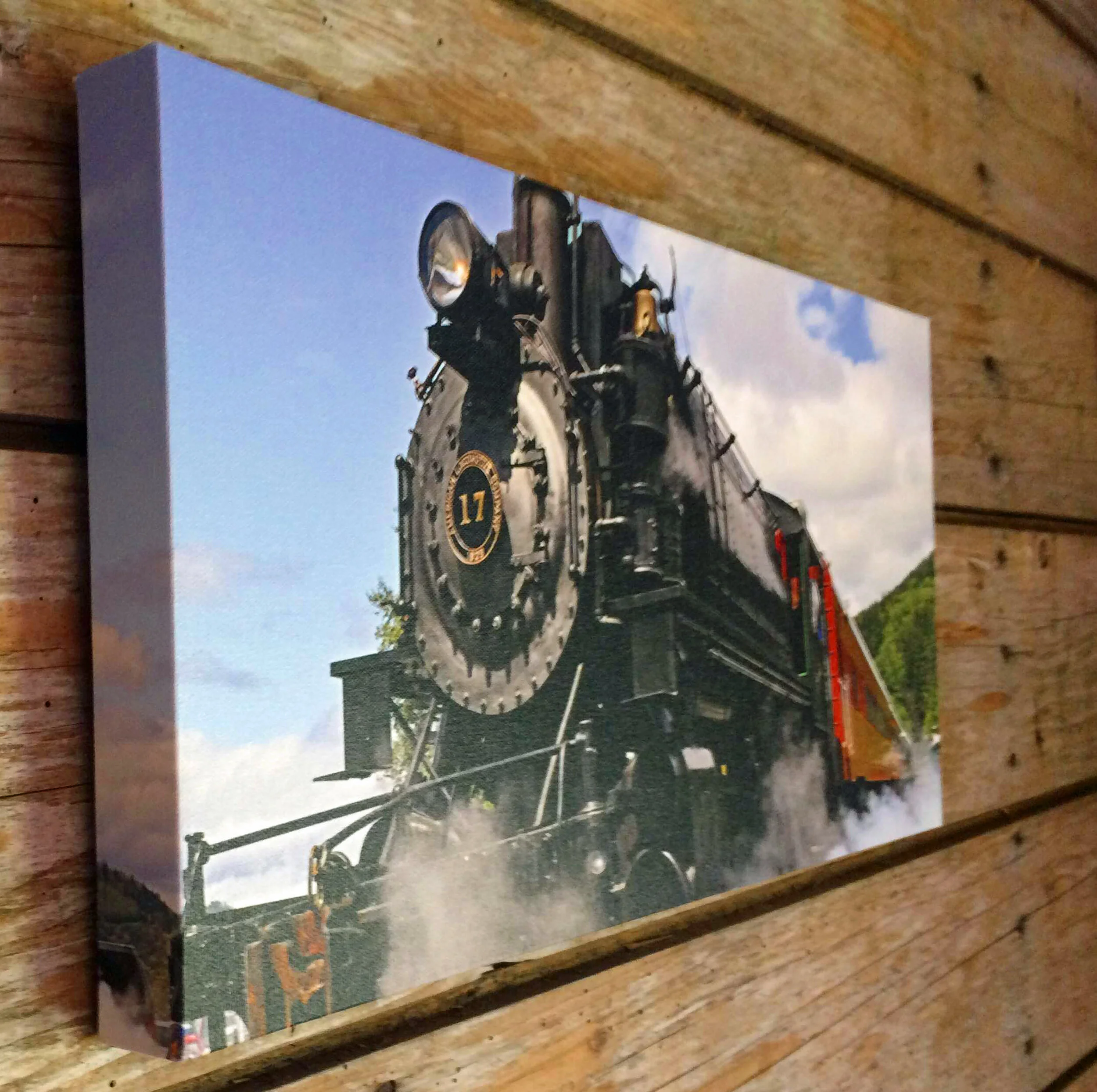 Locomotive2.jpg