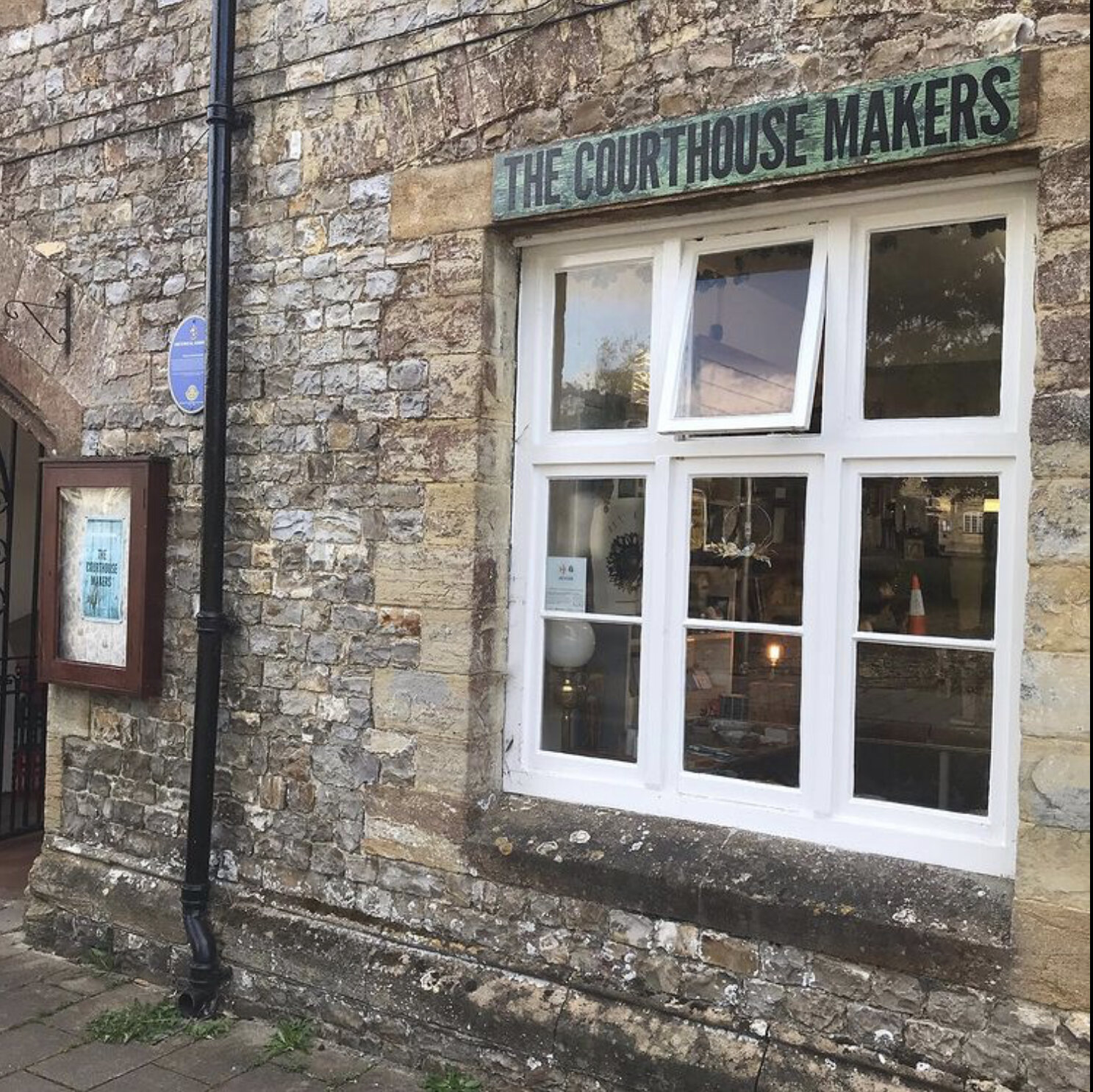 THE COURTHOUSE MAKERS - Axminster