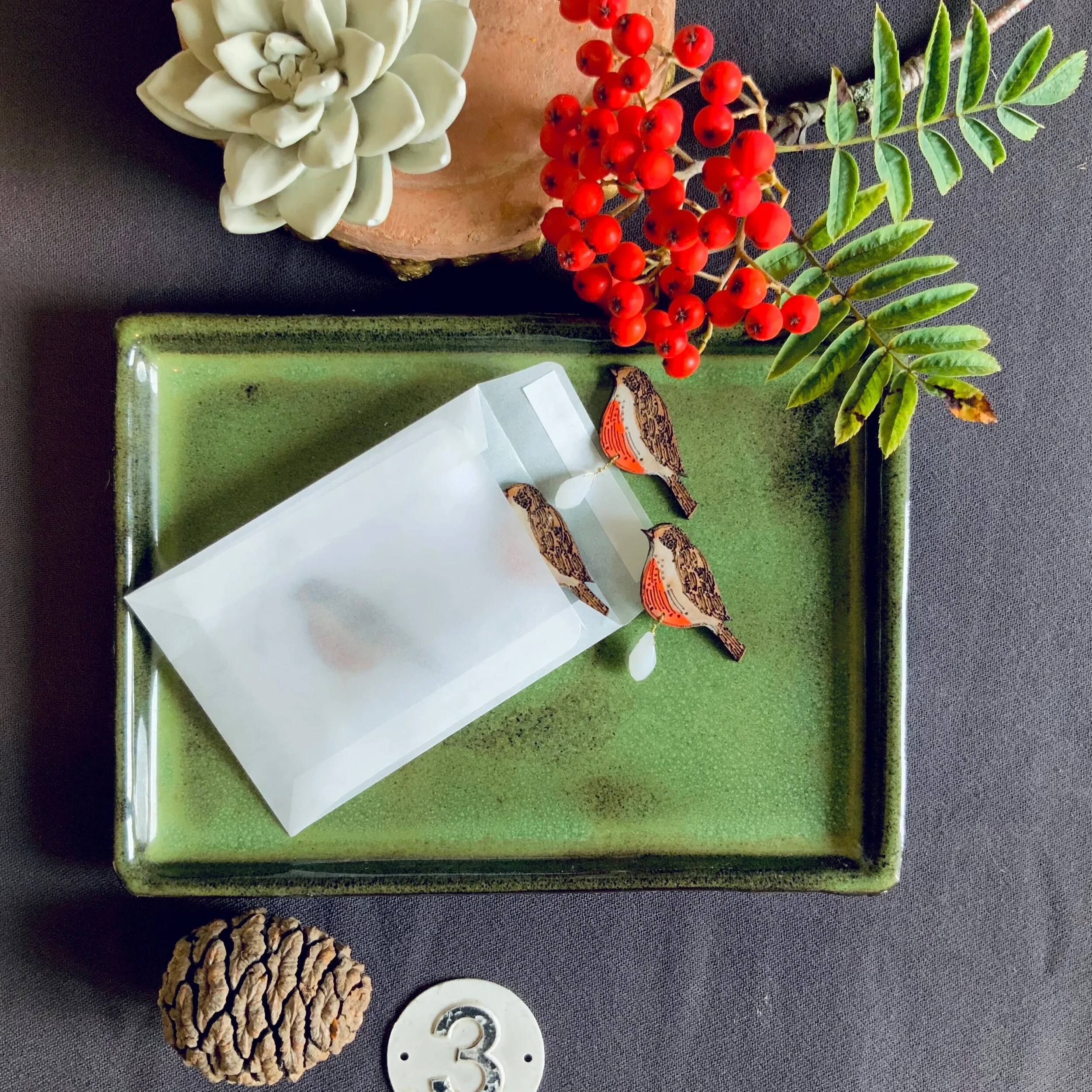 F23DA805-4DB1-4F63-8D5D-856BA3BD0239