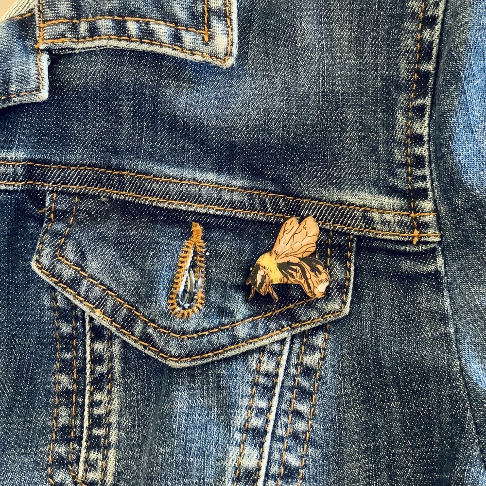 Lily Faith Bee Mini Pin — Lily Faith Ltd