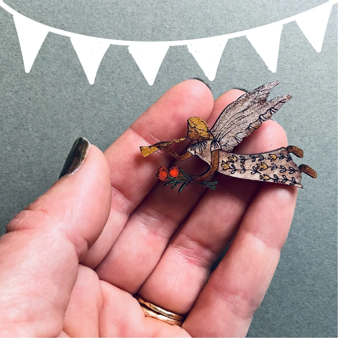 Angel bunting 01 Artboard 1.jpg