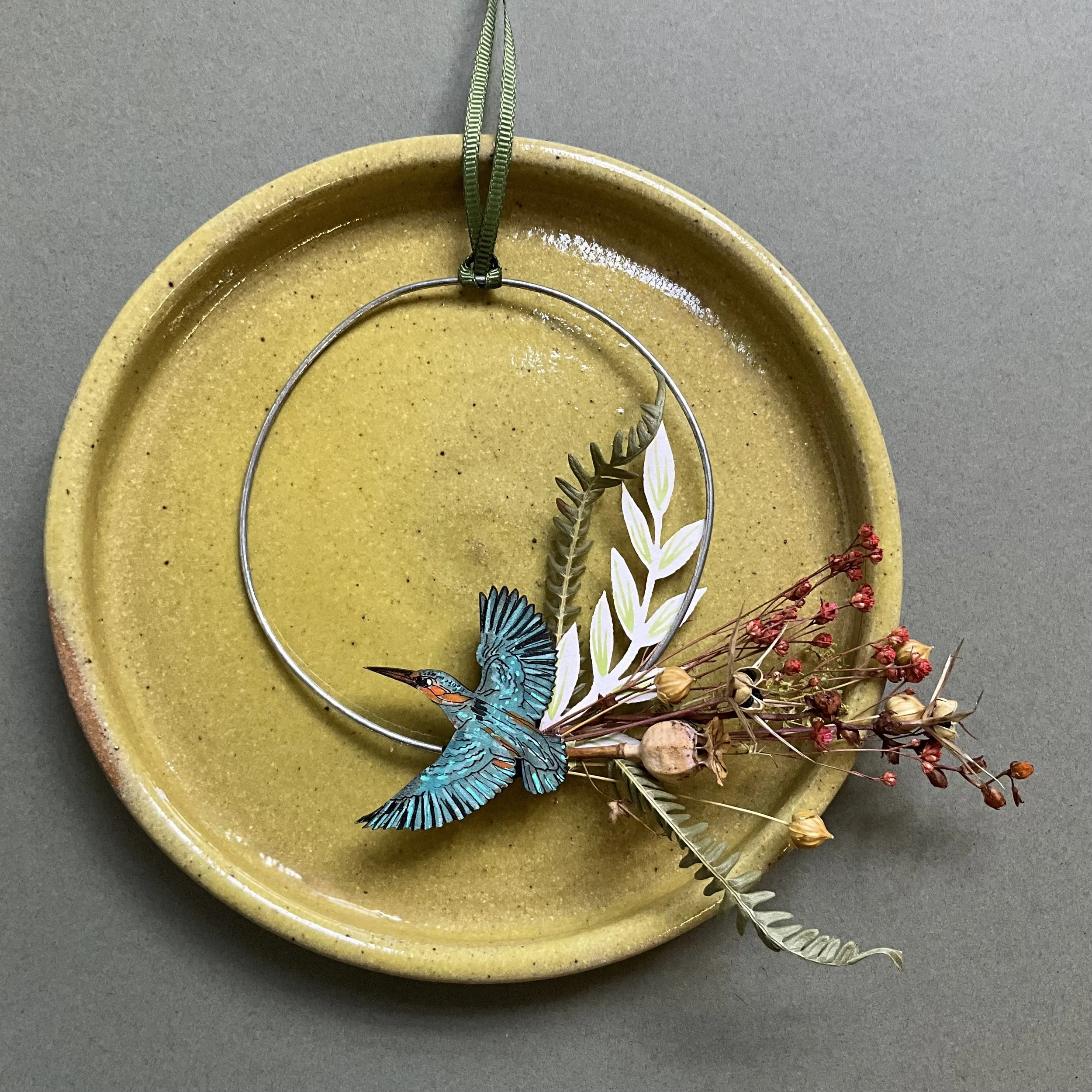 Kingfisher small dried foliage wreath