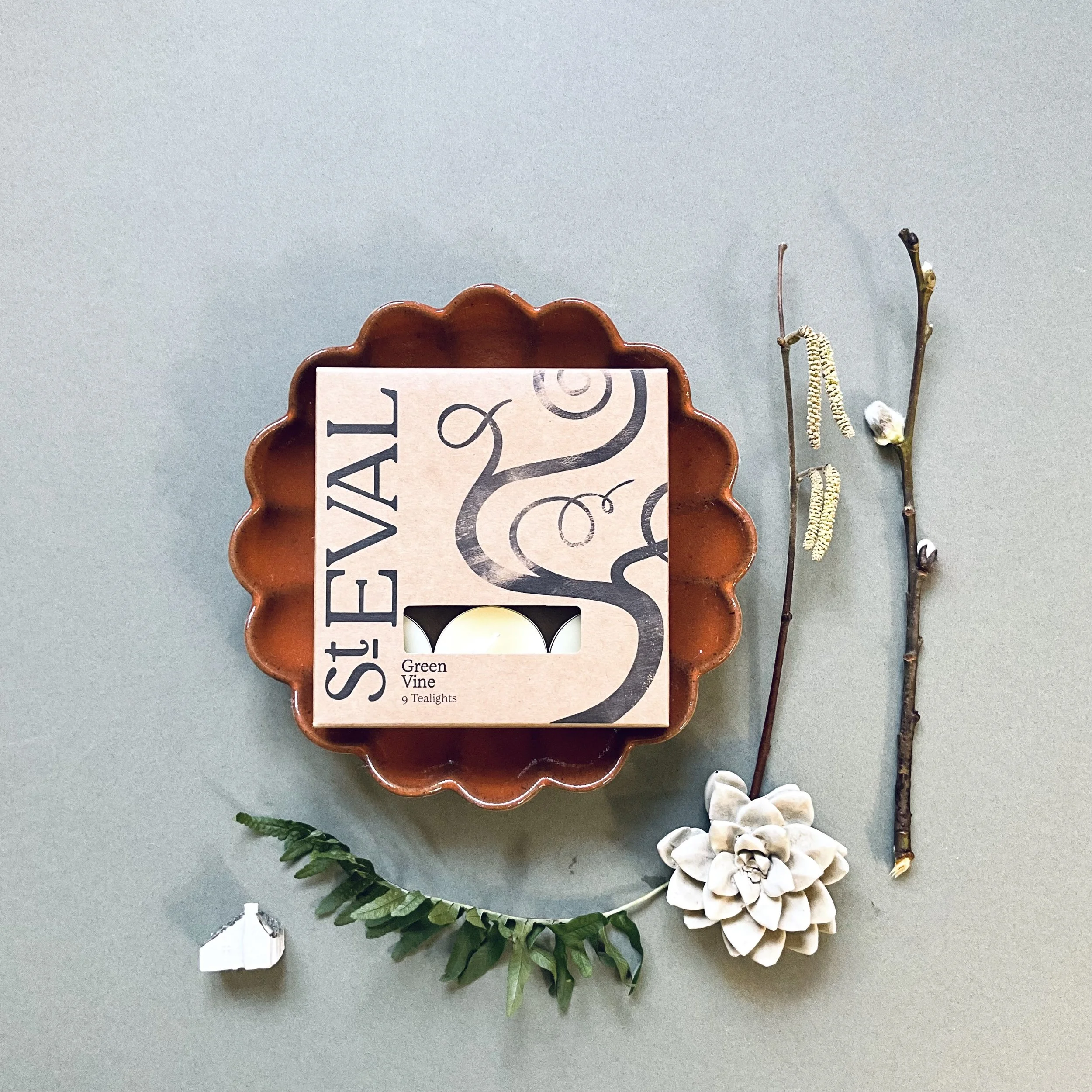 Green Vine St Eval Tea lights box front