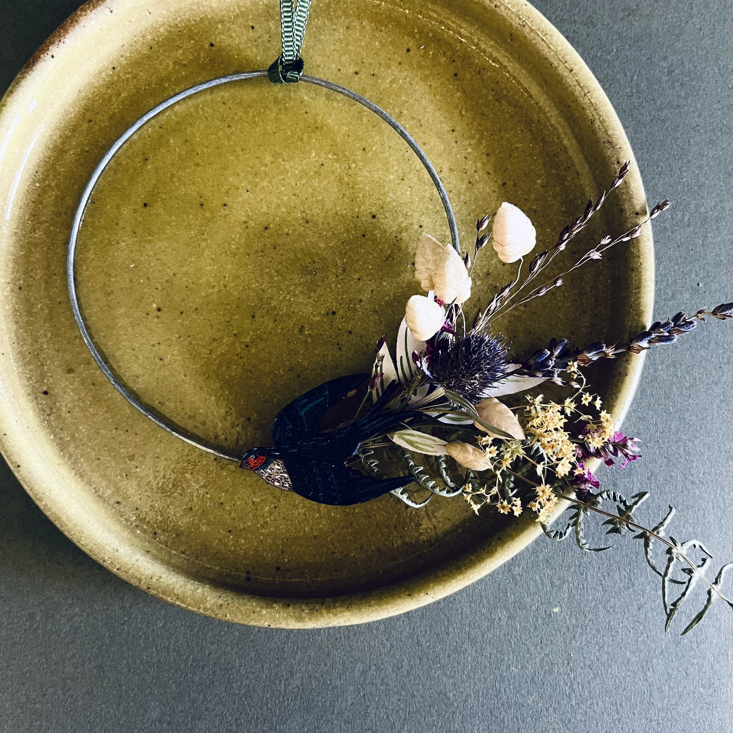 swallow small dried foliage wreath