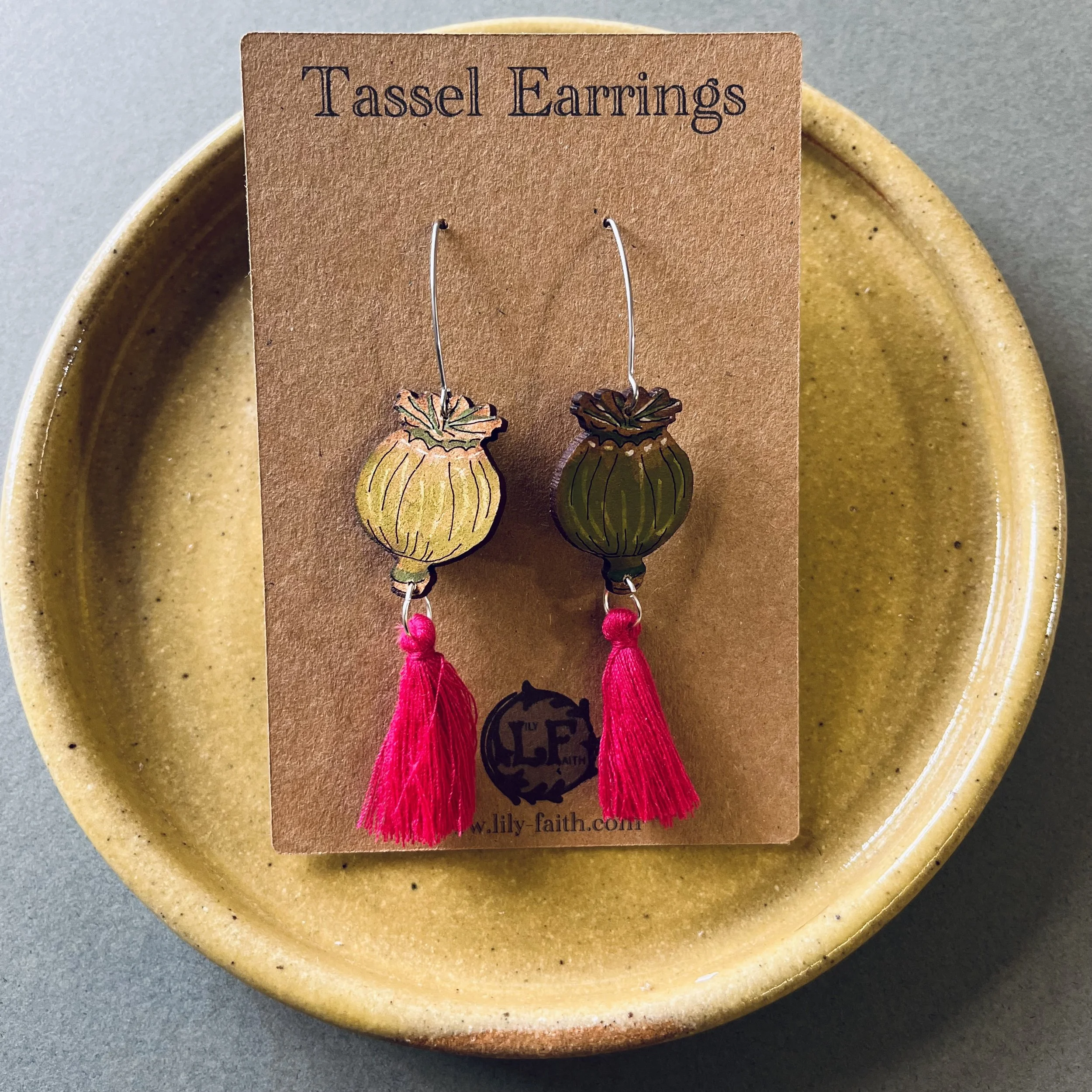 Poppy Head Earrings with hot pink tassels