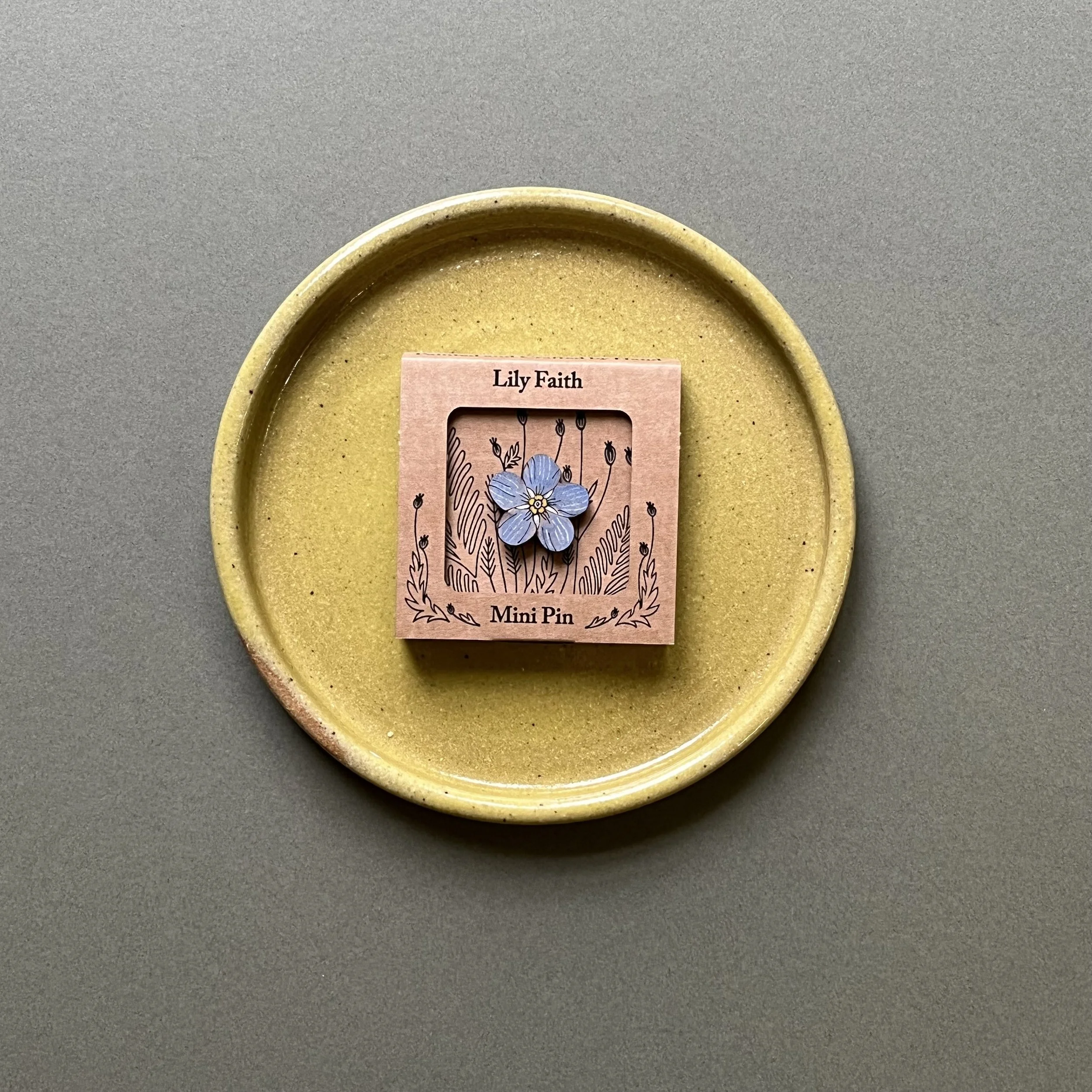 forget me not pin.jpeg