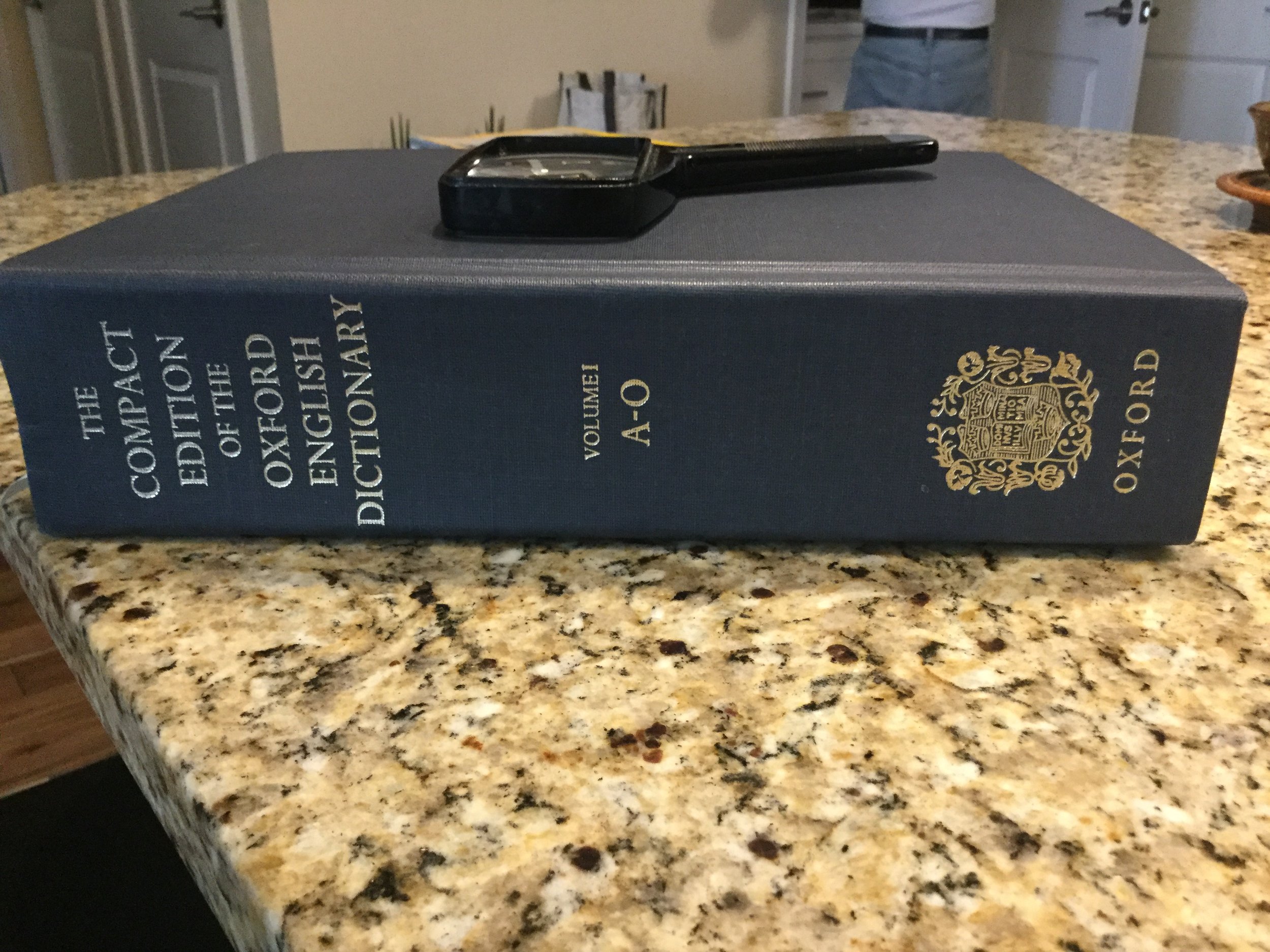 #87 A WOMAN'S BRIEFS -- HAPPY NEW EIGENZEIT! 2026