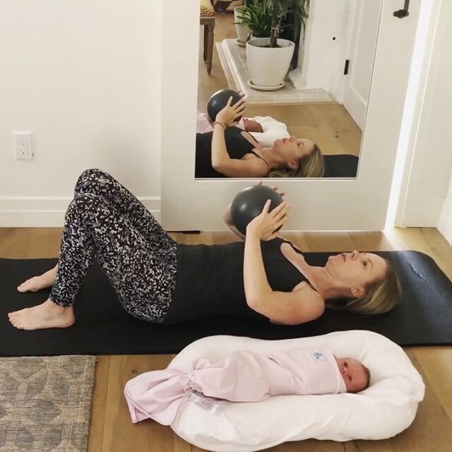 {C O R E} 3 weeks postpartum. This little ball is truly incredible for helping to find the abdominal connection! It really changes the whole dynamic of the exercise. 1️⃣ breathing with abdominal and pelvic floor- inhale to expand, exhale squeeze the 