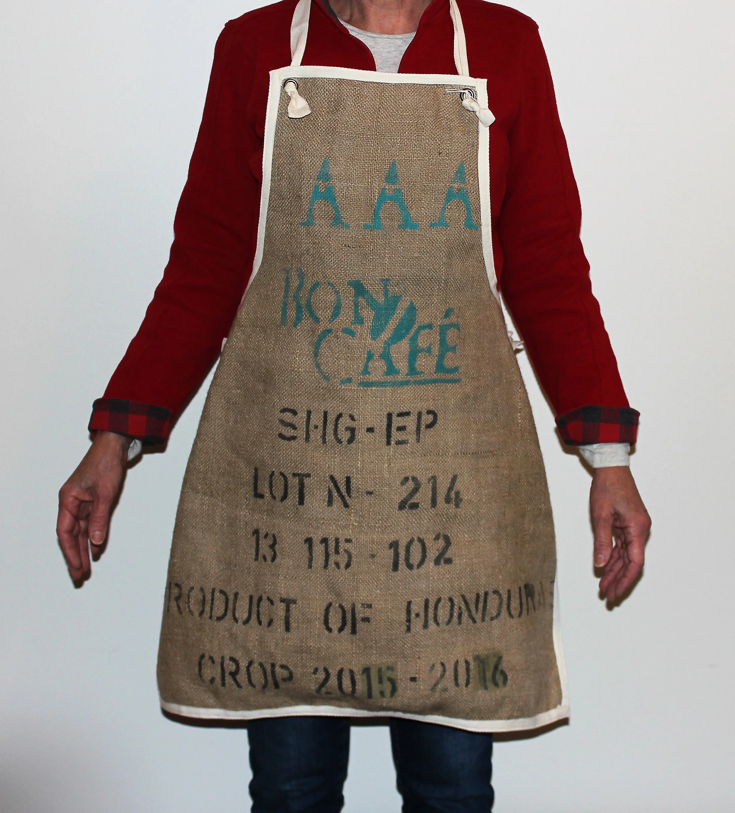 Apron #7.JPG