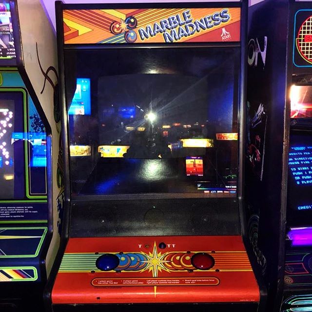 🚨New Game Alert🚨 
Marble Madness circa 1984

Another one of my childhood favorites. You navigate a Marble through obstacles and fight enemies using a large track ball. Big shout out to Brian Jones 
#arcade #arcademonsters #newgame #retro #arcadecla