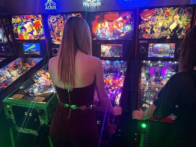 Can&rsquo;t get over this Stranger Things pinball machine. 
@sternpinball 
#arcademonsters #retro #pinball #games #arcade #arcadegames #arcadecabinet #pinballmachine #pinballwizard #pinballlife #pinballmachines #orlandoflorida #oviedoflorida #sternpi
