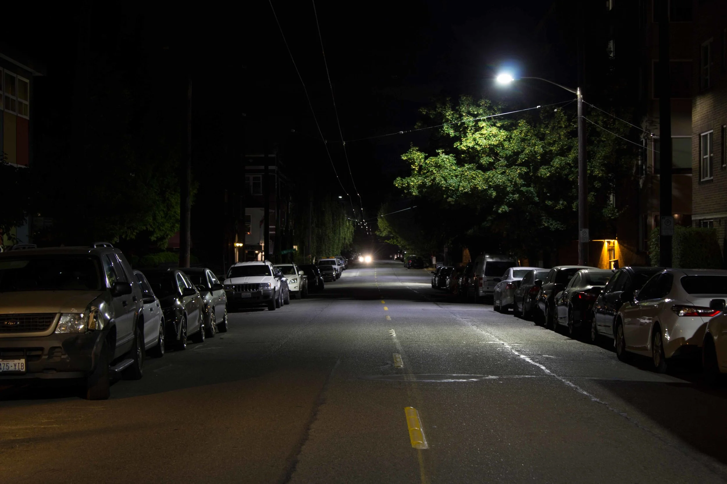 Seattle: Aftah Dahk (Bellevue Ave E)