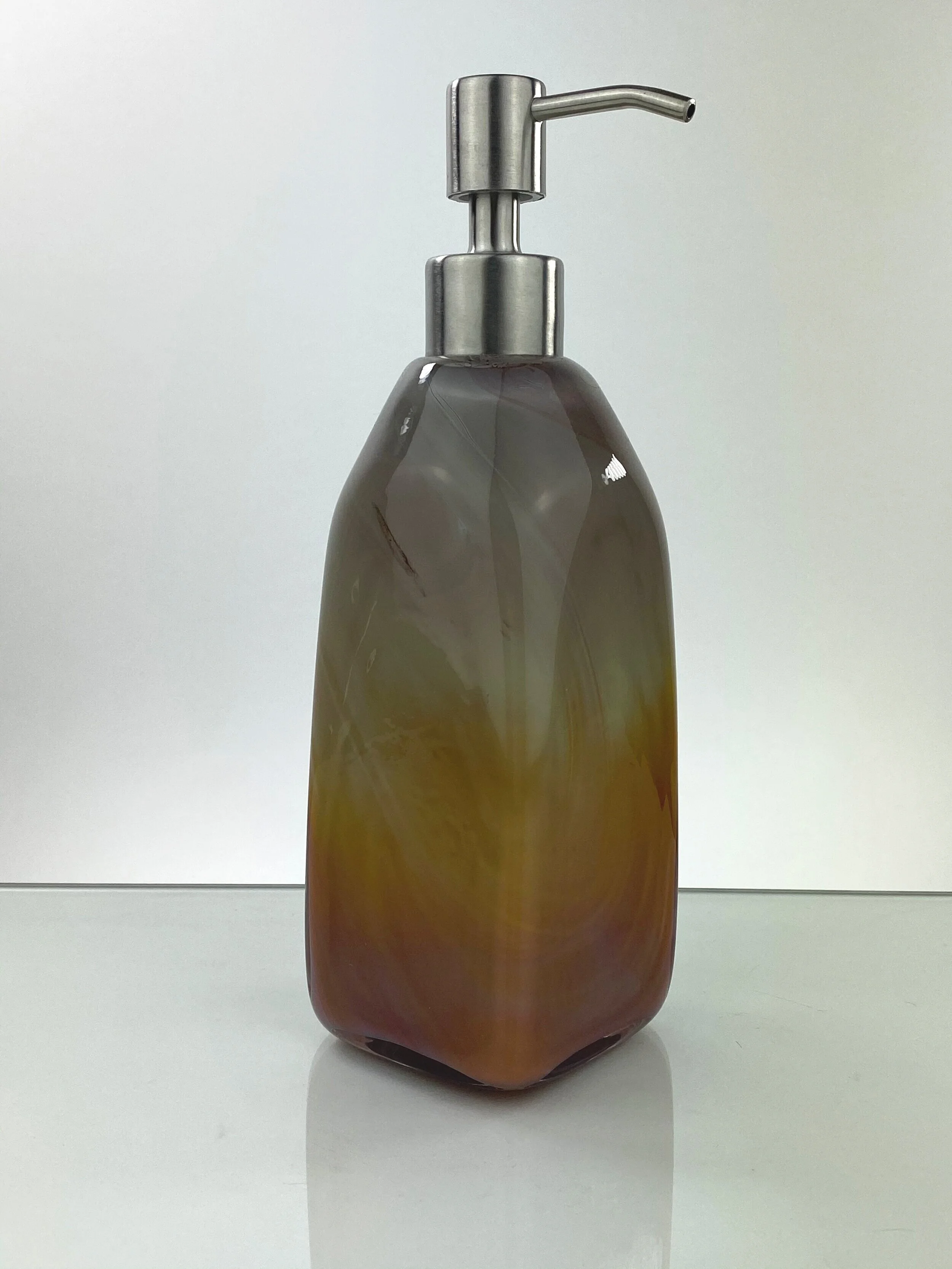 9AD78842-C7D2-4706-B7E7-6E7358874051