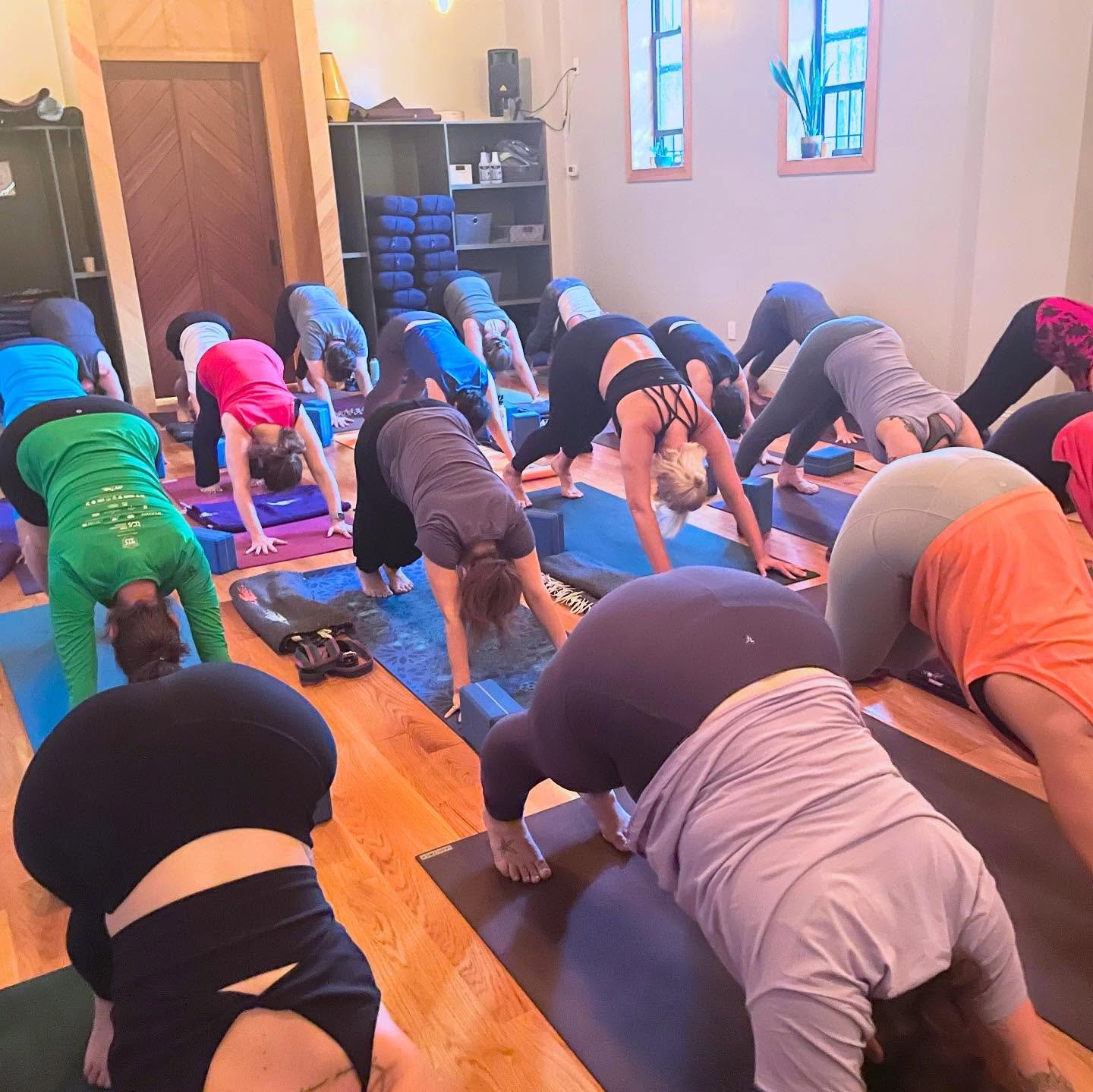 HAPPY THURSDAY!!
Moving together is more important than ever before.

#breathe 
#flow 
#selfcare
#supportyourneighbor 

#letspractice 

@jayayogacenter 

Thursdays  8PM + 6PM / Church  12PM / East

Fridays  12PM / Church

Saturdays  1:15PM / Church 
