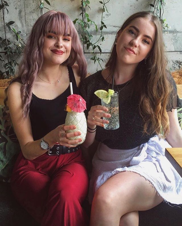 It&rsquo;s Tuesday and y&rsquo;all know what&rsquo;s going down ! Two for twenty Tuesday deserts or cocktails. Tag a person who you would share a cheeky cocktail with 🍸🍹
.
.
.
.
#photo credit : @jocelynrmurray 
#bff #cocktails #cheekycocktail #drin