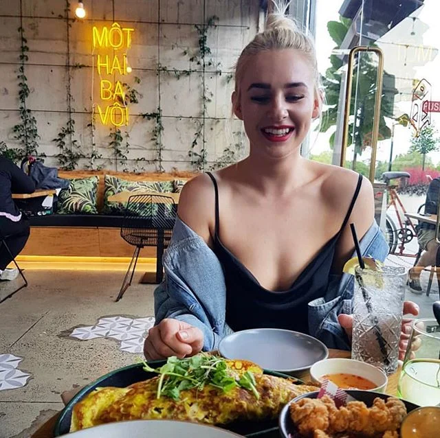 When your bae spoils you with the best Vietnamese in town ✌️😘
.
.
.
.
Photo credit @davidnyika 
#banhmicaphe #banhmicaphenz #vietnamesefood #vietnameseeats #vietnameseeatery #eeeeeats #goodeats #instafood #instagood #goodness #datenight #dinnerdate #treatyoself #hamiltonwaikato #hamiltoneats #newzealandeats #lovethetron #hamiltonnz #neatplaces #neatplacesnz #theriverbanklane