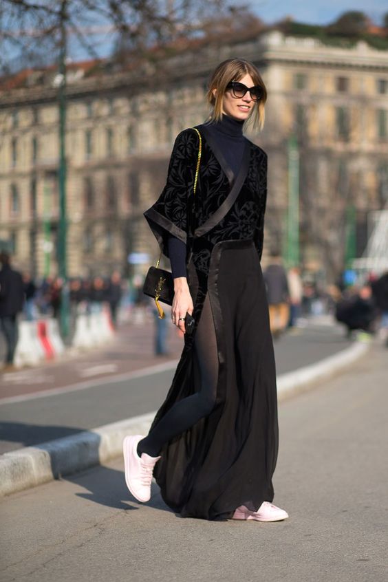 10. BLACK MAXI DRESS