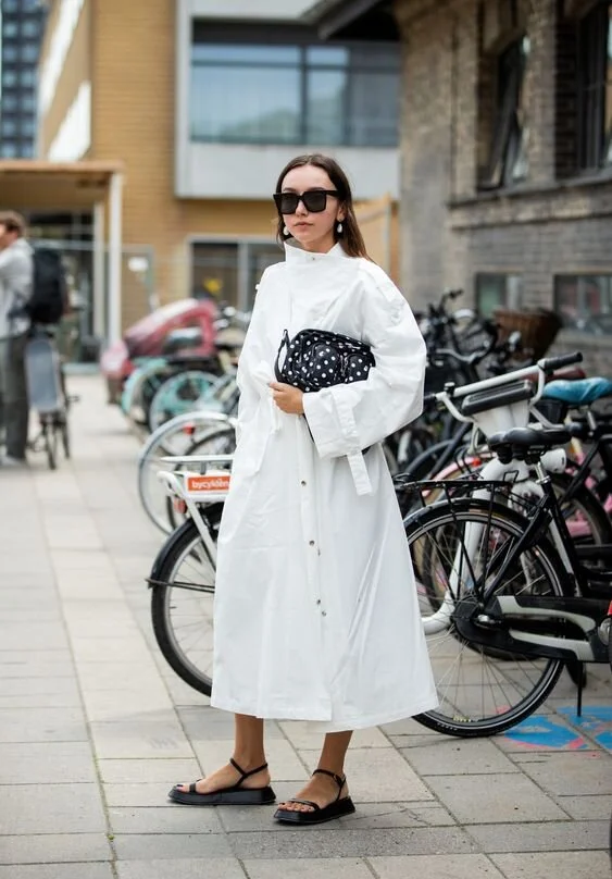 OVERSIZED SHAPES