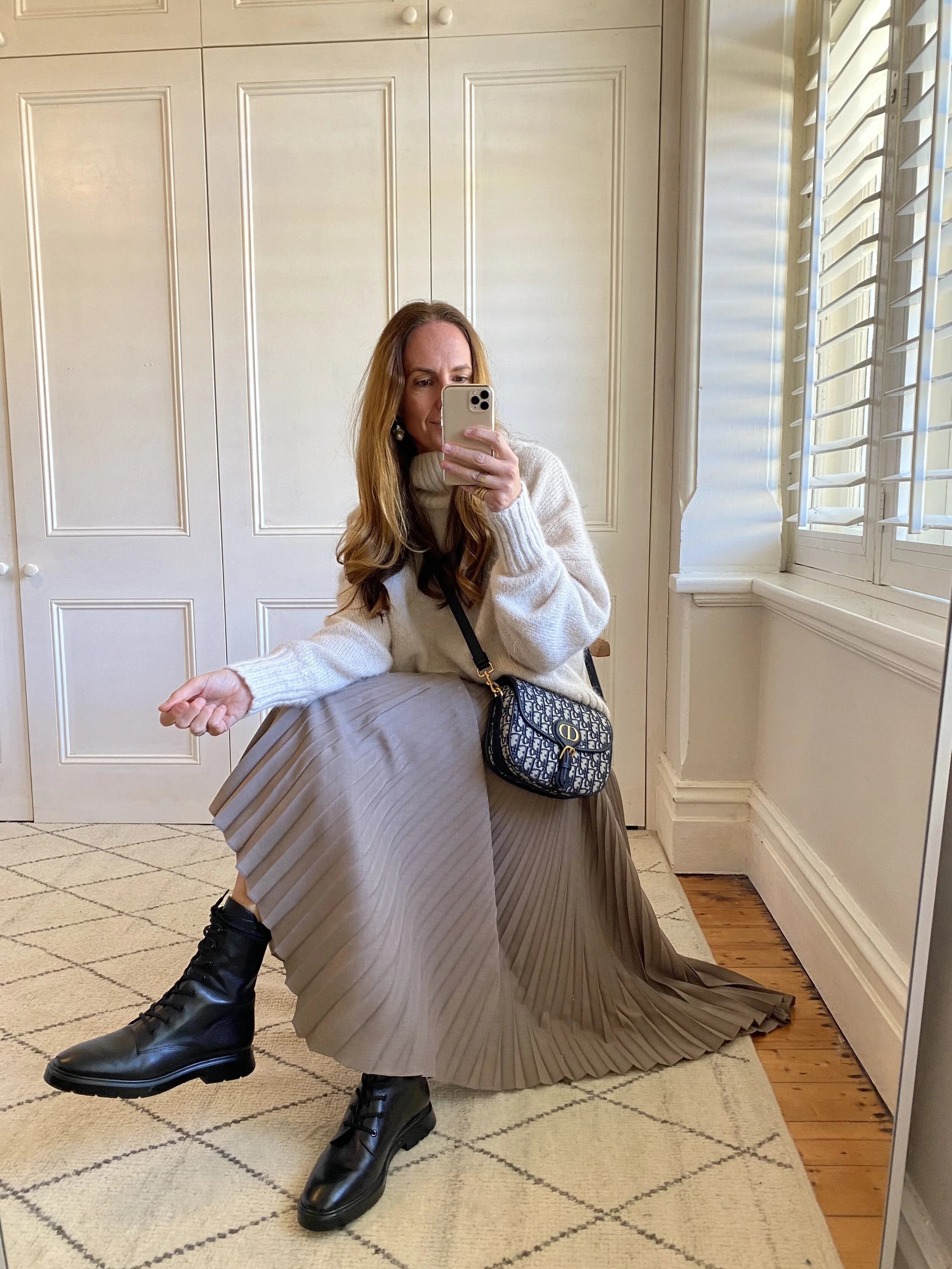 WATCH 'WEARABLE WAYS' - THE PLEATED SKIRT 